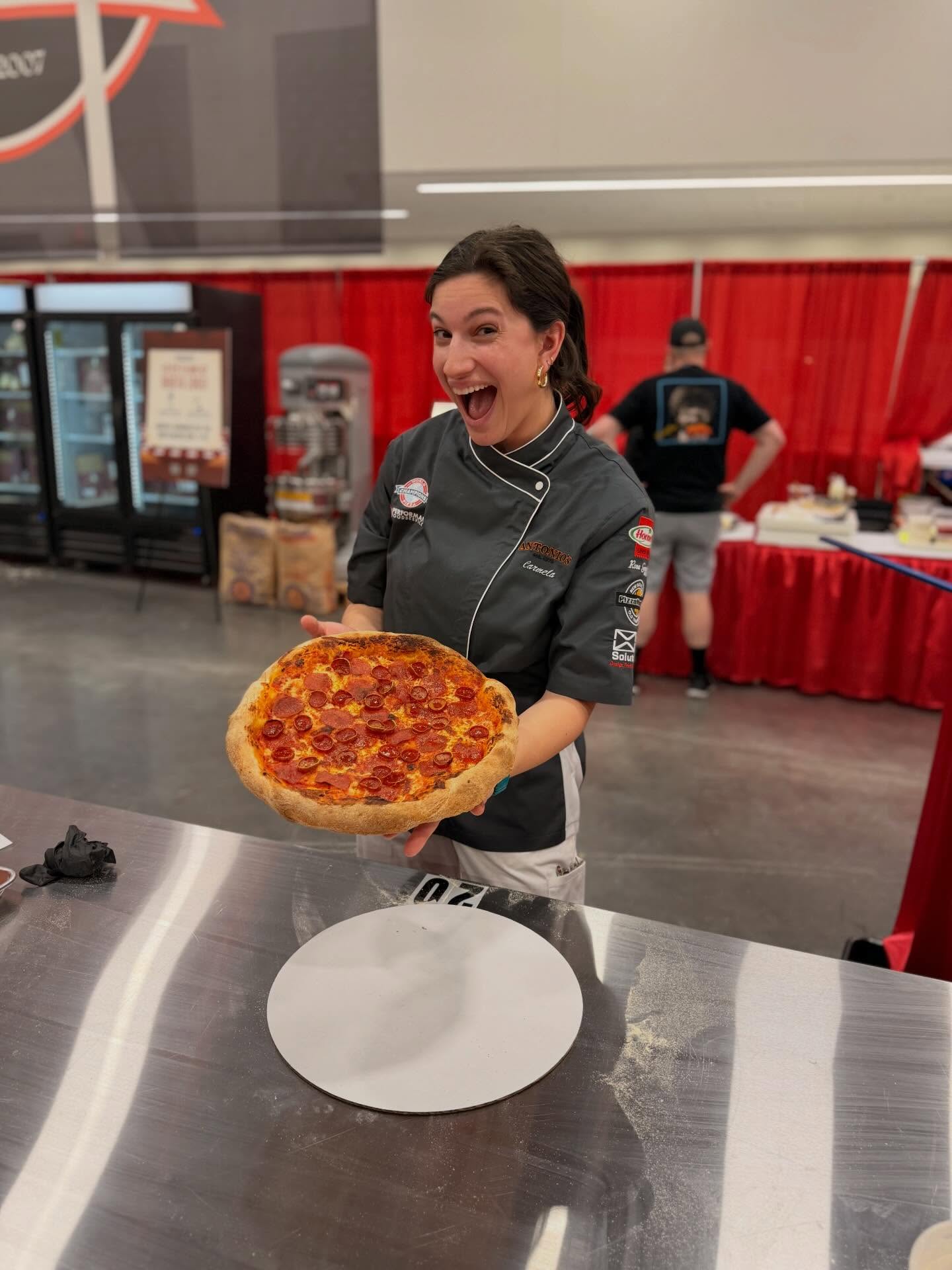 First round of competitions in the books this morning for Carmela and Paul. Both competed in the traditional division with pepperoni and sausage.
Results come later!