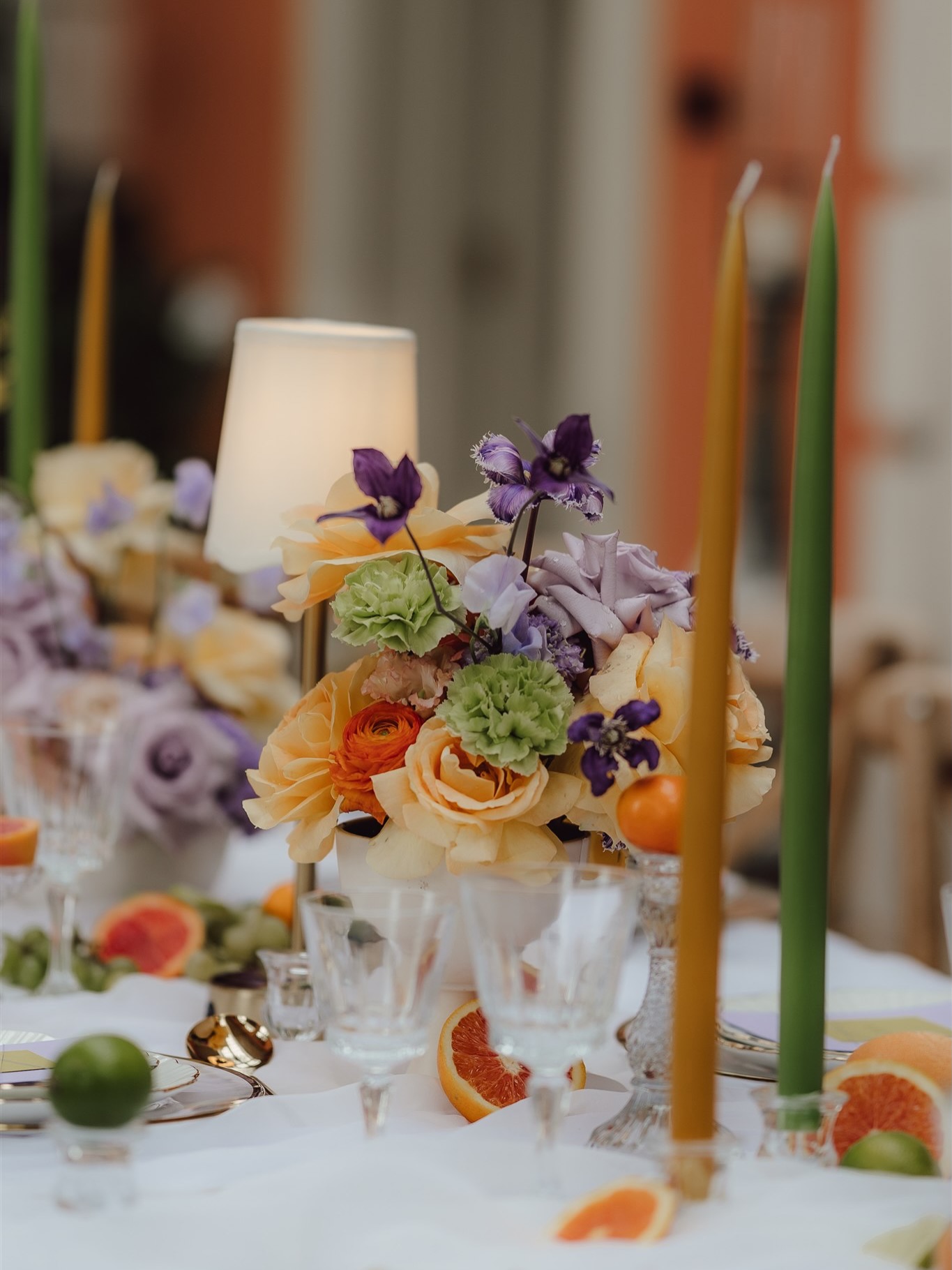 ✨ 🌸 S P R I N G 🌸✨
This beautiful set up @euridge_ was just my absolute favourite! The colours that seem like they shouldn’t work just working in every way! 😍 @2littlebirds_ absolutely pulled off the colours here.
#weddingflorals #weddingphotographer #cotswoldwedding #surreyweddingphotographer #hampshireweddingphotographer