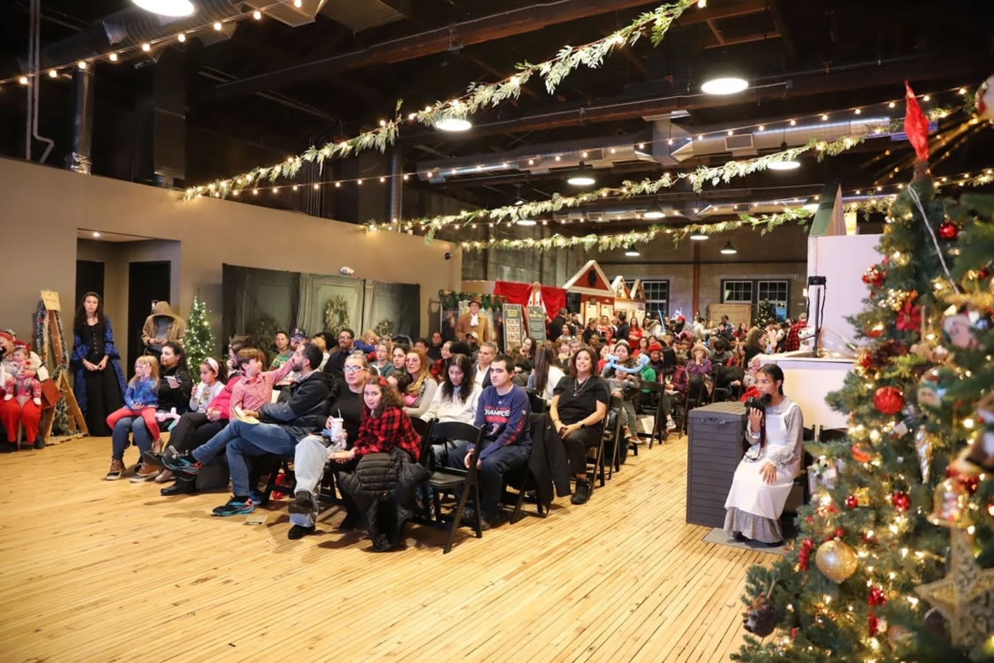 Over the next few weeks, we will be welcoming an expo, a big milestone birthday, a community event, a giant nonprofit fundraiser, and a whole bunch of incredible weddings. Whatever you think this space can do, it can do more. 🚀
Photos our recent week-long rental by @thevillageboston