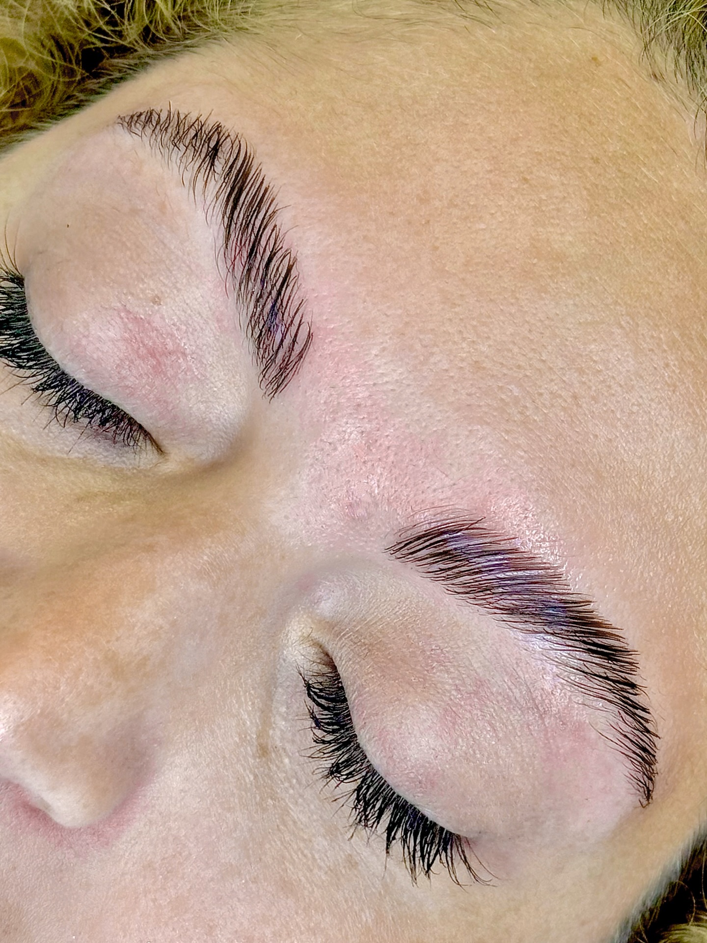 Lamination + tint = brows on absolute fleek! 🔥
#BeautyBoxQatar #BrowLaminationQatar #DohaSalon #Brows #BrowTinting