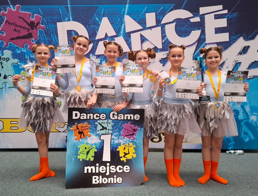 Nasz najmłodszy zespół @createtheart_kids wytańczył dziś 🏆1 miejsce w choreografii @bulkaaneta NA GAŁĘZI w kategorii miniformacje modern kids w Ogólnopolskim Turnieju Tańca Dance Game 2026 w Błoniu 😍