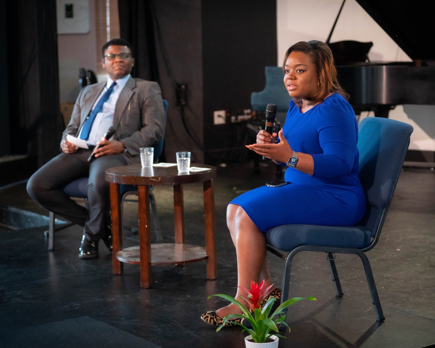 We were incredibly grateful to welcome back Lisa Fields to campus this week for our Spring 2026 continuation of the Becoming Beloved Community series of events!
As an author, film producer, and founder of the @jude3project , @lisavfields brought her voice and passion for Christian apologetics back to Bushnell after previously joining us for our first Becoming Beloved Community event in fall 2023 on racial reconciliation.
Through several sessions, Lisa shared her insight into how to rebuild a fractured community through the lens of her upcoming book When Heroes Fall, addressing how to navigate situations in which trusted leaders fall. She also offered an encouraging charge to our students to pray for wisdom and rely on God as they prepare for their callings.
We are very grateful for Lisa’s time with us on campus and for the insight and encouragement she shared as we continue to pursue a beloved community.