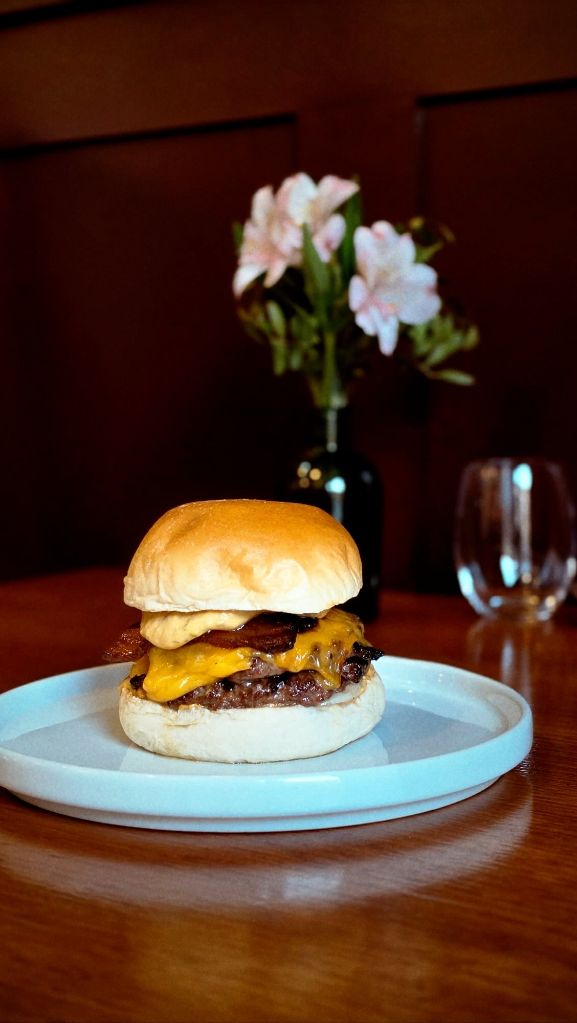 If your Saturday plans don’t involve this… you might want to rethink them. Book your table via our website 🍴