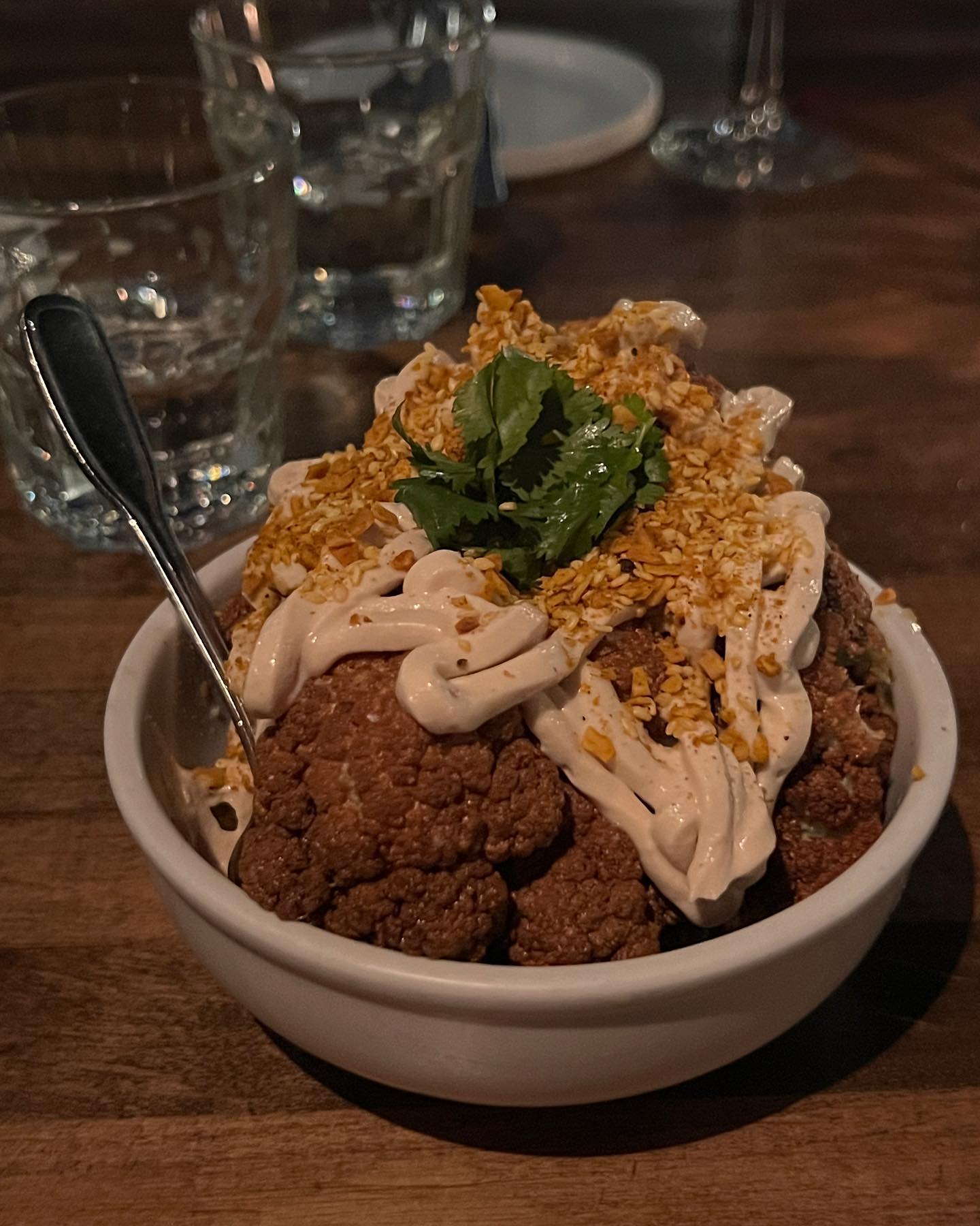 Vegan-friendly Bowery Bungalow and their fried cauliflower and spicy potato dishes both seasoned to perfection. Highly recommend sitting outside on their beautiful back patio. ✨🌿
.
.
#vegan #veganfriendly #mediterranean #silverlake