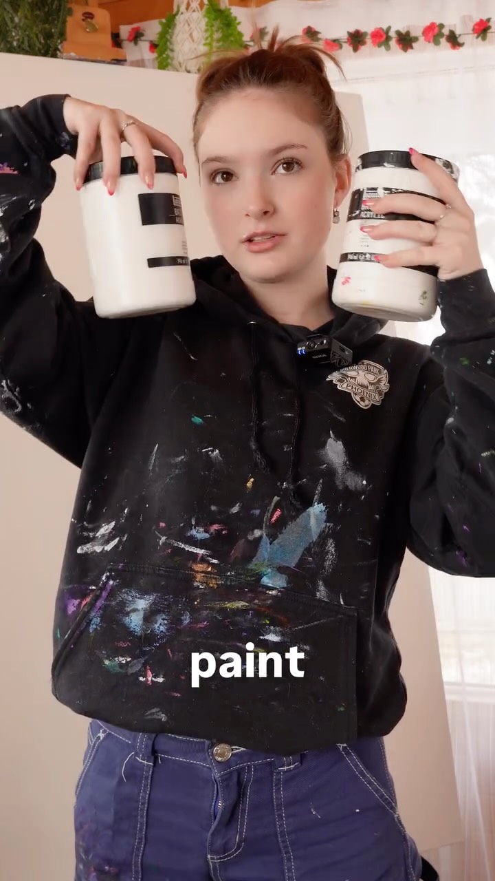 This is the biggest canvas o have every painted… and I am so excited🫶
Can you guess what it’s going to be?☺️
This piece is coming to art vancouver!! I can’t wait to premiere it there, stay tuned for art Vancouver vlogs!!🌷✨
Website👉 NatalieCarmella.com (link in bio)
-
#wildlifeart #abstractpainting #acrylicpainting #sketchbook #wildlifeartist