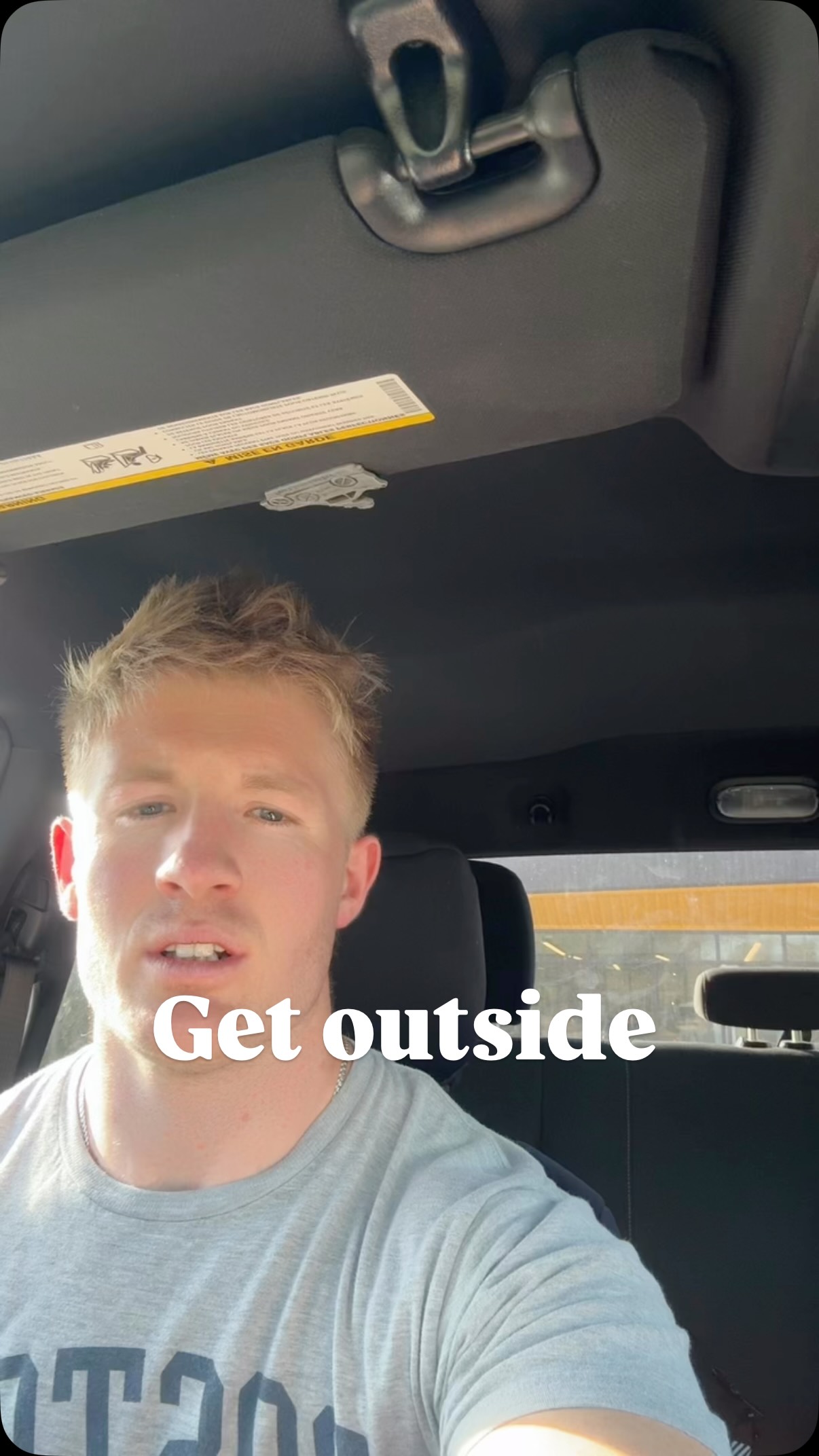 When nice weather rolls around, make sure you take advantage of it!
Days like today are great to get outside to get cardio in to soak up some benefits of being outside, coupled with benefits of light aerobic training
#trainsmart #athletetraining #mobilitytraining #fitspo #gymworkout