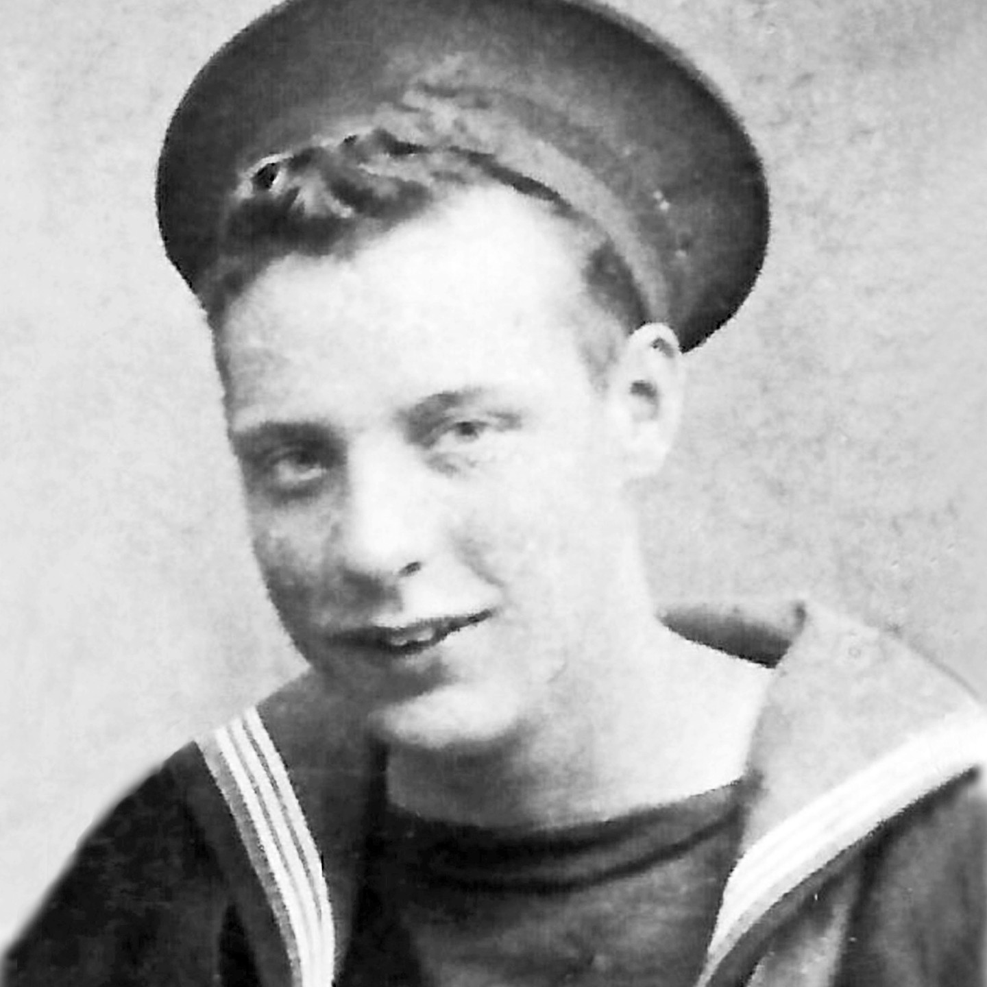 D-Day Naval veteran, Les Underwood, 98, died on Thursday 5 September.
On D-Day in June 1944, 18-year-old Les Underwood was on a merchant ship destined for Russia which was diverted to the coast of Normandy. At the time, he had no idea where it was going to, as the captain did not share the destination with any of the crew.
In June 2024, Les joined a group of veterans who travelled to Normandy with the Taxi Charity for Military Veterans for the 80th anniversary of D-Day.
During the week in Normandy, Les spoke of his memories of D-Day, telling the charity volunteers: “We handed our supplies over and joined in the chaotic scene. Men were going down the ropes over the sides of landing craft into what they assumed was shallow water and it was deep and they went straight down because of the weight of their kit. There was noise, shouting, gunfire and utter madness.”
Les did not know until years later that he had been at D-Day as he was never told at the time. Decades later he was traced and found out the magnitude of what he had been part of.
Les was married to Ellen Underwood for over 50 years and lived with her in Rush Green. They had a daughter Victoria and a son Paul. They had three grandchildren, Matthew, Adam and Tom, and five great grandchildren, Archie, Oscar, Ellen, Amelie and Jessica.
Tom Broughton, Les Underwood’s grandson, said: “During his life, Les was a boxer, a sailor in the merchant and Royal Navy, a black taxi driver, a lorry driver, a bus driver and finally a British Telecom engineer. On behalf of my grandad’s family, I’d like to thank everyone at the Taxi Charity for Military Veterans for all of their help, support and kindness over the years. We are very grateful to all the volunteers and the drivers who looked after Les on the many different trips, which he absolutely loved, and it was fitting that his last journey with the charity was to the beaches in Normandy earlier in the year. We wish the charity all the best in the future and every success.”
