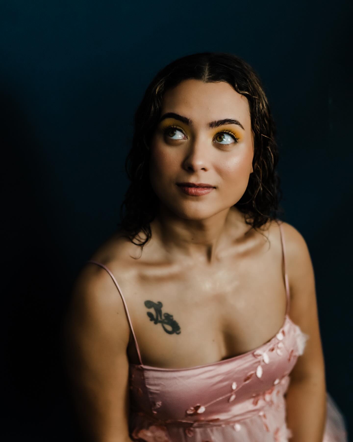 🩷✨
•
•
•
•
•
Makeup - @gabbby_palmer
Photographer - @madelynspicerphotography
Model - @z_aybae
•
•
•
• #makeupartist #makeupartistsworldwide #phillymakeupartist #philadelphiamakeupartist #buckscountymakeupartist #photography #photoshoot