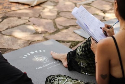 A Bia amou os tapetes personalizados com a marca dela e nós também ❤️ Já pensou em fazer os seus do jeito que imaginou? Faça seu orçamento conosco 😉