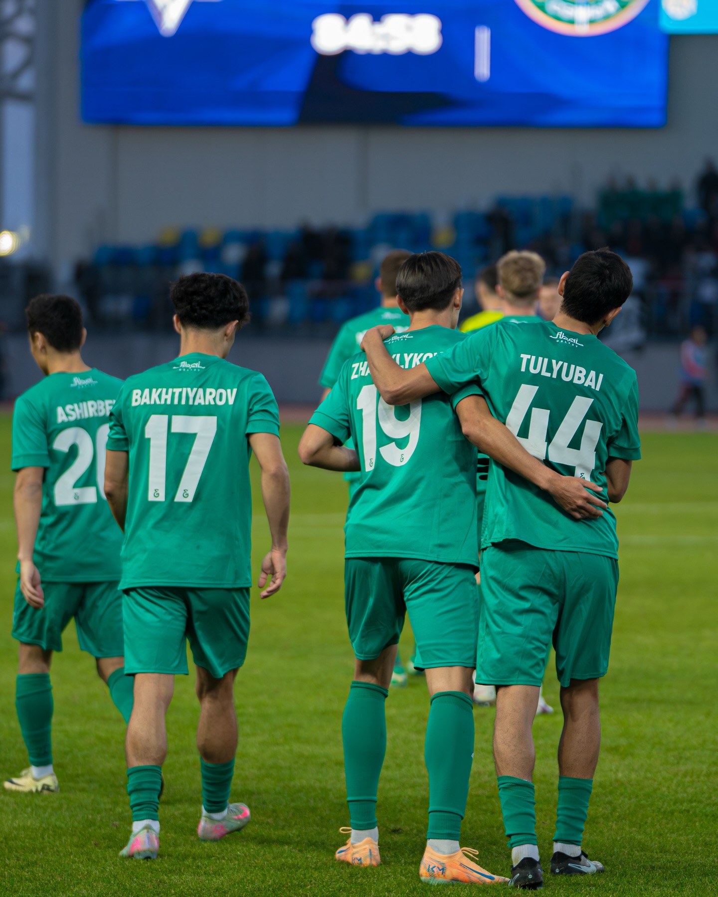 Шықты. Соқты. Тойлады.
Айбар Жақсылықов Елімай сапындағы алғашқы голын соқты!
@fc_elimai