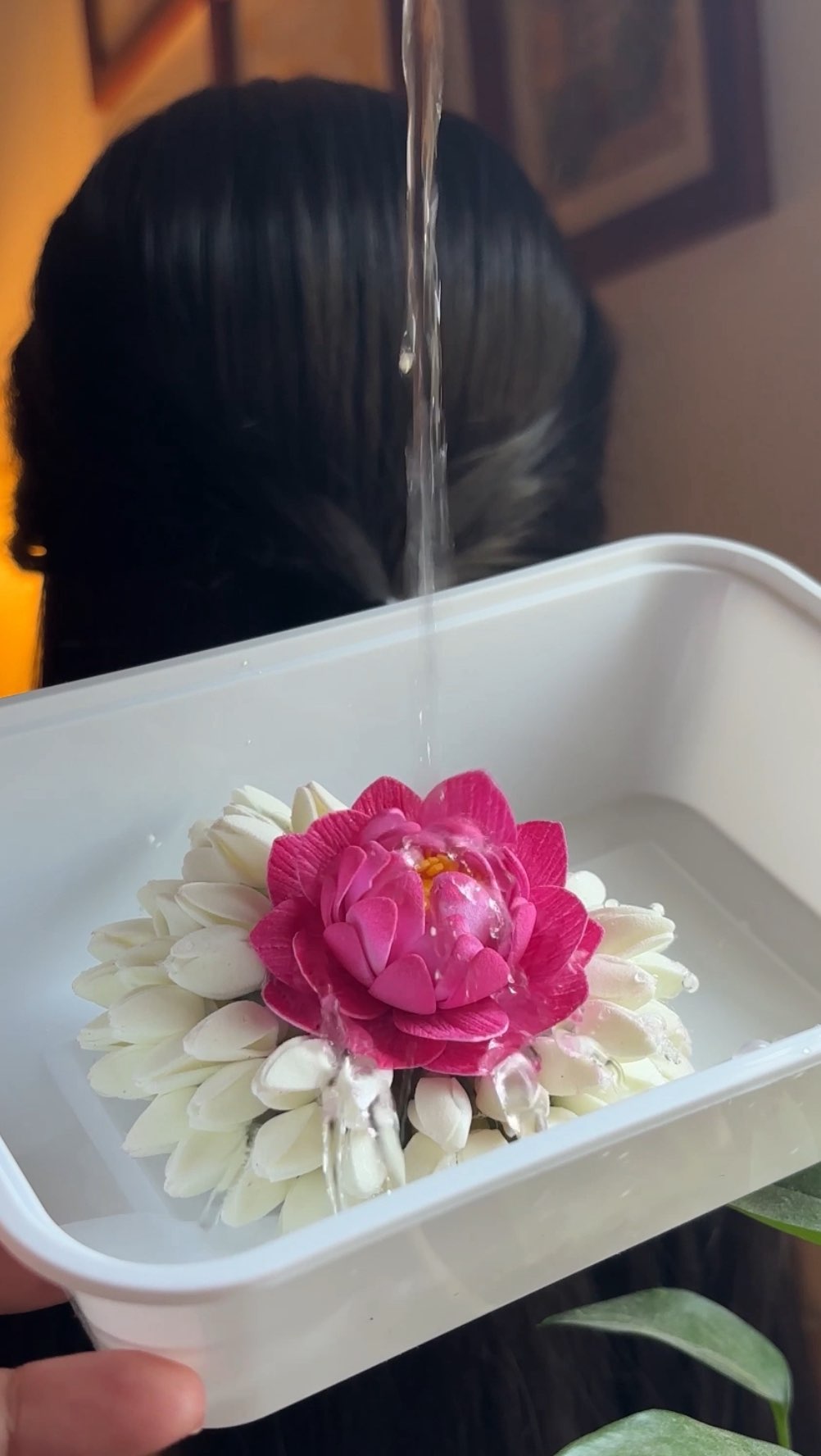 Waterproof lotus clip… yes, it’s real 💧🌸
From rain to wash — still looks brand new ✨
No fading. No damage. Just long-lasting beauty 💯
Handmade with care ❤️
Perfect for daily wear & special days
Once you try this… you won’t go back 😌
Shop now before it sells out 👀
🌐www.bunchofpetals.in | 📲8903031158
#trending
#lotusclip
#handmadeindia
#hairaccessoriesindia
#smallbusinessindia