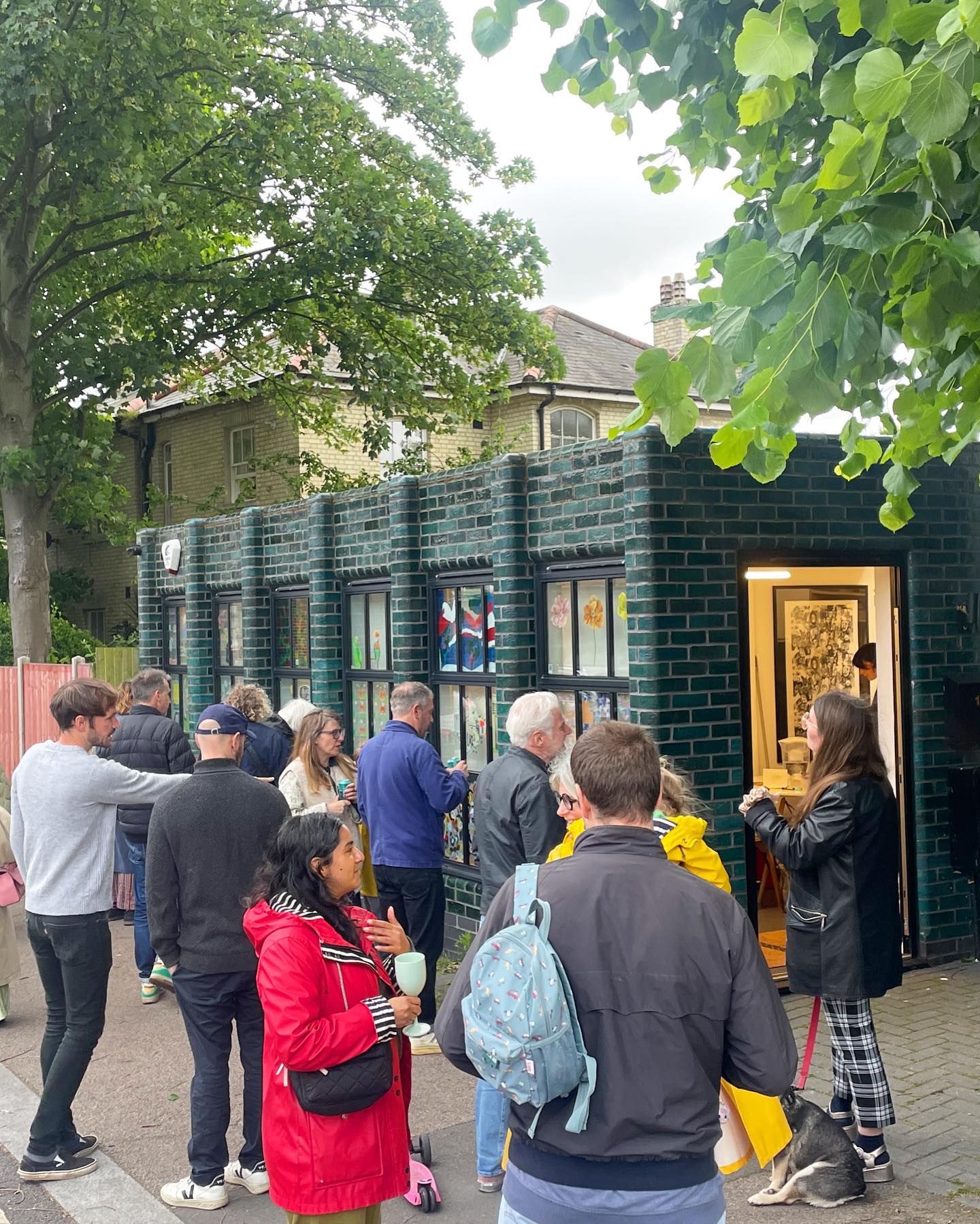 Lovely evening celebrating the opening of our window exhibition 🙌 Thank you for coming and thank you to the all the wonderful artists taking part and producing such a range of exciting pieces 👏 It will be on display 1-16 June, so pop down and take a peek! 👀 @e17arttrail #e17arttrail #e17arttrail2024 #walthamstow #e17 #beulahroadstudios