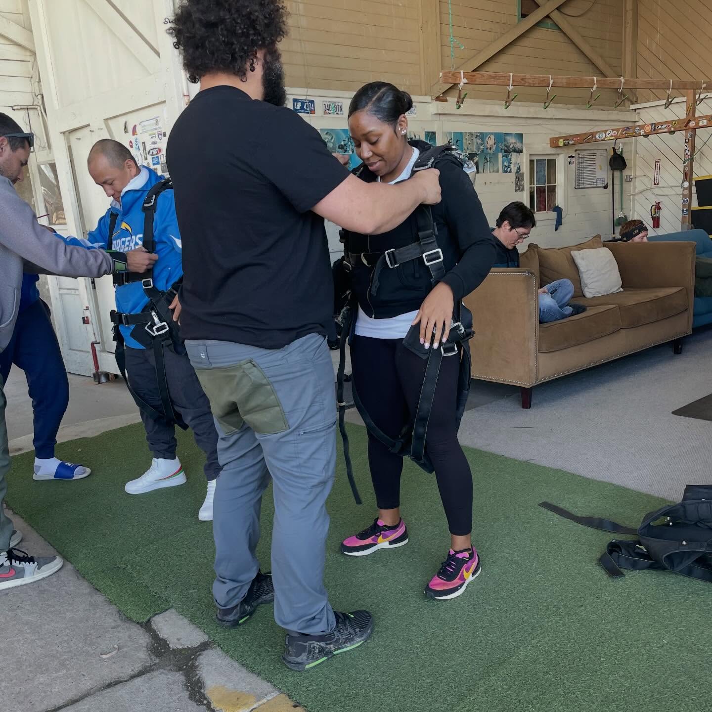 You ever had a “wait… run that back” moment like on a reality show reunion?
Yeah. That kind of shock.
I remember getting ready to skydive.
My heart was beating fast.
But I told myself, once I commit… I commit.
Ain’t nobody seeing me sweat but me.
What you don’t see is who took this photo.
My closest friend of almost a decade.
My godkids’ mom.
I never thought this would be the last birthday we celebrated together.
Six months later, while I was preparing for my first pitch competition in my biz accelerator program at the Jacobs Center , shoutout to Alex Waters and @theprogramlabs , I got a long text.
Not a call. A text.
And just like that… the friendship ended.
I remember saying out loud on the phone with @tipenergycoach , “This is not my friend.”
Because my friend would have talked it out.
My friend would have handled my heart with care.
My friend would not have treated me like a stranger.
Another identity disruption.
Another roadtrip detour.
What I learned is that everyone cannot go where you are going.
Growth will change your circle before it changes your title.
And when you are new in your role, especially as a Black woman, you may feel pressure to hold on to people just to feel safe.
But leadership sometimes means driving forward even when the passenger seat gets empty.
As we head into the last week of March, reviews are being completed or they are just happening.
Will you keep playing small to keep the peace, or will you keep driving toward your purpose? Side bar Thanks @yourfriendtrin_ for all you do in this space called friendships!
✌🏾 Coach C
#CareerGrowth #BlackWomenInLeadership #LifeLessons #ConfidenceJourney #WorkplaceGrowth