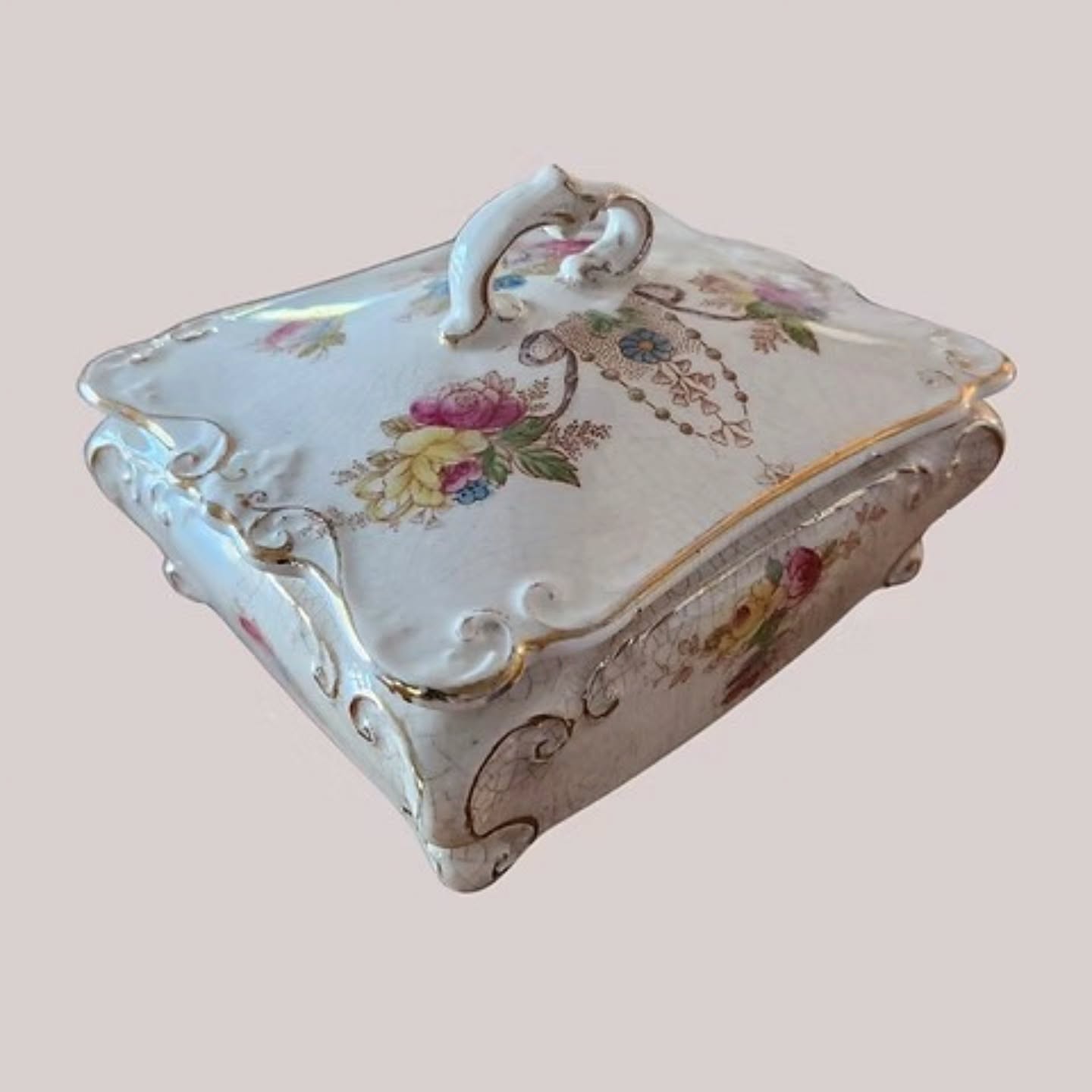 Antique S. Fielding & Co. Royal Rensburg Devon Ware Trinket Box Floral & Gil | https://share.google/E4jjr17Q7jhGsjowb #stufftoyouandme