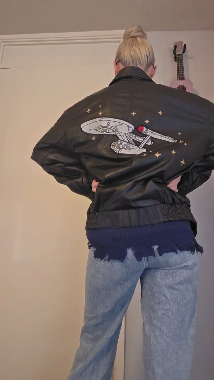 Told you 🤷🏼♀️
#startrek @startrek
@nerdoutparamount #trekkie #geekgirl