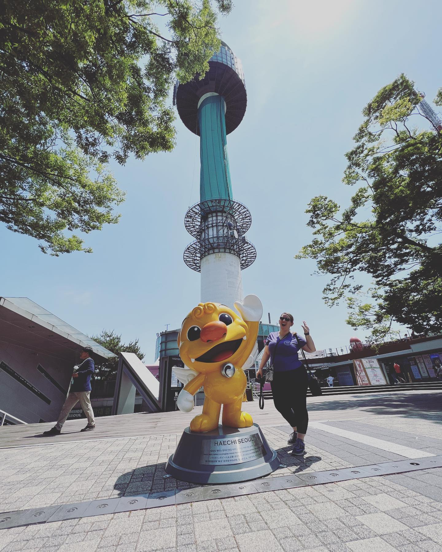 Go read my latest post! It details my summer visit from my bestie @13mooseb91 💜💛 so glad I got to show her South Korea. This is part one/week one. https://www.journeyjenn.com
