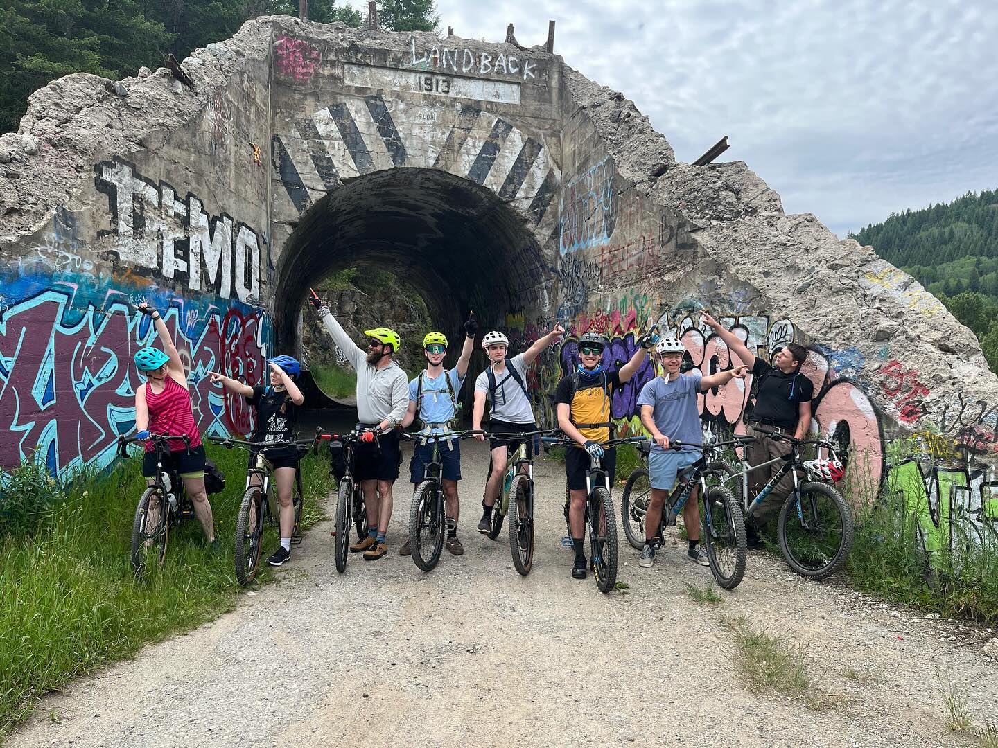Penultimate #yetioutdoorprogram trip of the year. Biking the KVR and paddling at Christina Lake. Thanks to @wildwayscl for the shuttle and SUP experience!