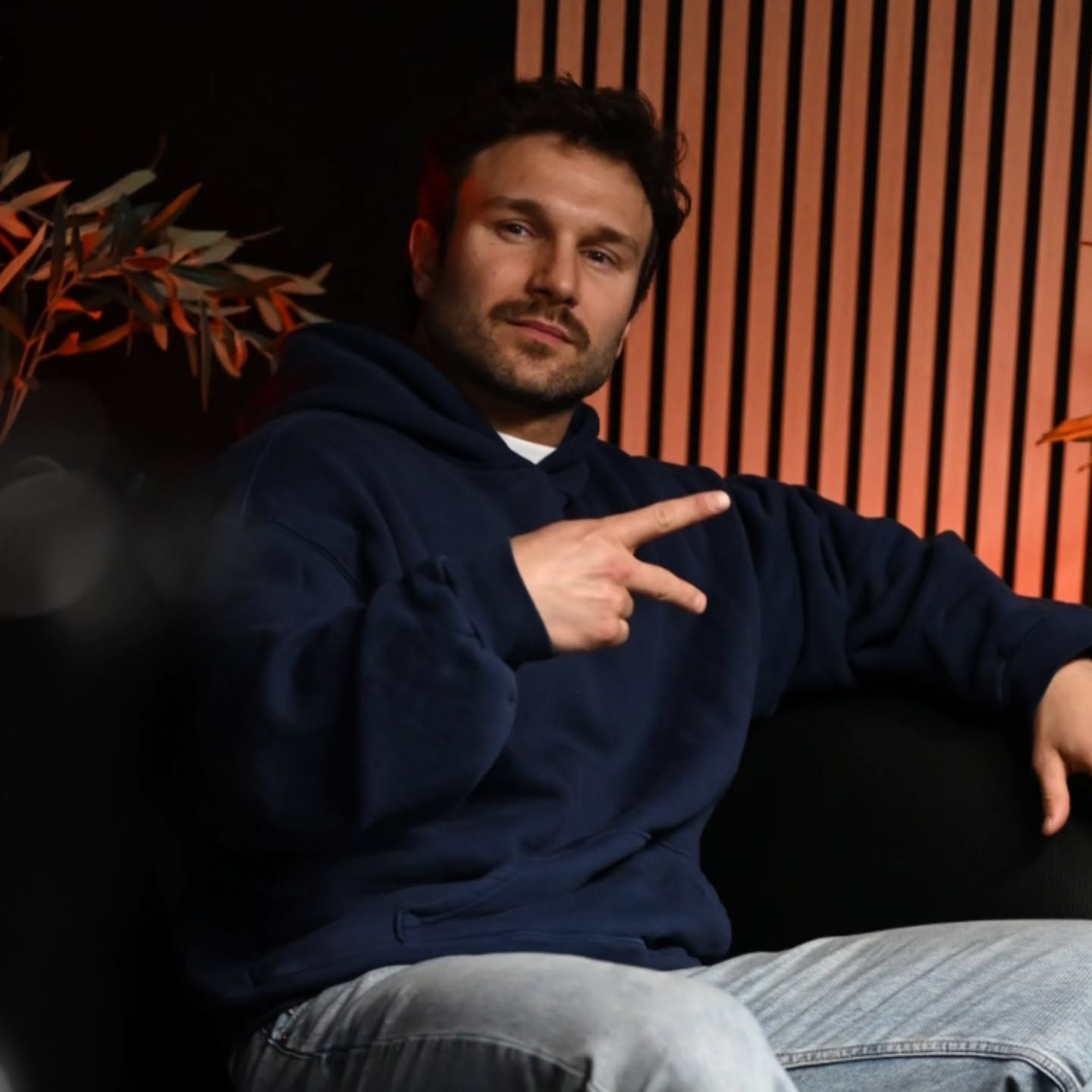 Jau visai greitai pamatysite ir išgirsite naują @studio101.lt produkciją kurią kuriame drauge su @aleksandraskleinas @simonasstorpirstis ir jų svečiais:) šį kartą vaišinome kava ir klausėmės @vaidasbaumila draugiško pasakojimo.
follow follow follow nes negalite to praleisti 🥰
@vaidasbaumila
@aleksandraskleinas
@simonasstorpirstis
@_ka.mo
@marius_antanaitis