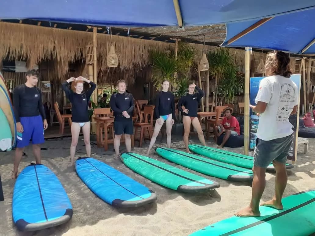 Good morning Bali let's join us & try something new
#surflessons #surflesson #surfing #surflife #surflovers #surfer #surfergirl #bali #baliindonesia #canggu #canggubali #batubolong #batubolongbeach