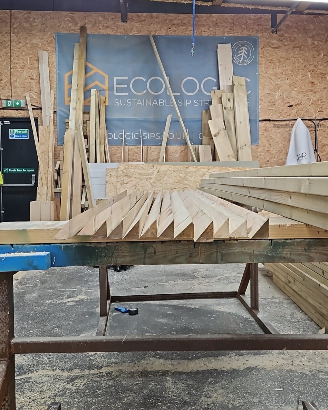 Snapshots from the workshop!
Did you know we make all our timber profiles in-house? It means we can control every detail of the process, ensuring a precise fit on-site, consistent quality, and a finished structure we can stand behind with confidence.
#sips #workshop #timberengineering #qualitybuilds #inhousemanufacture #modernmethodsofconstruction