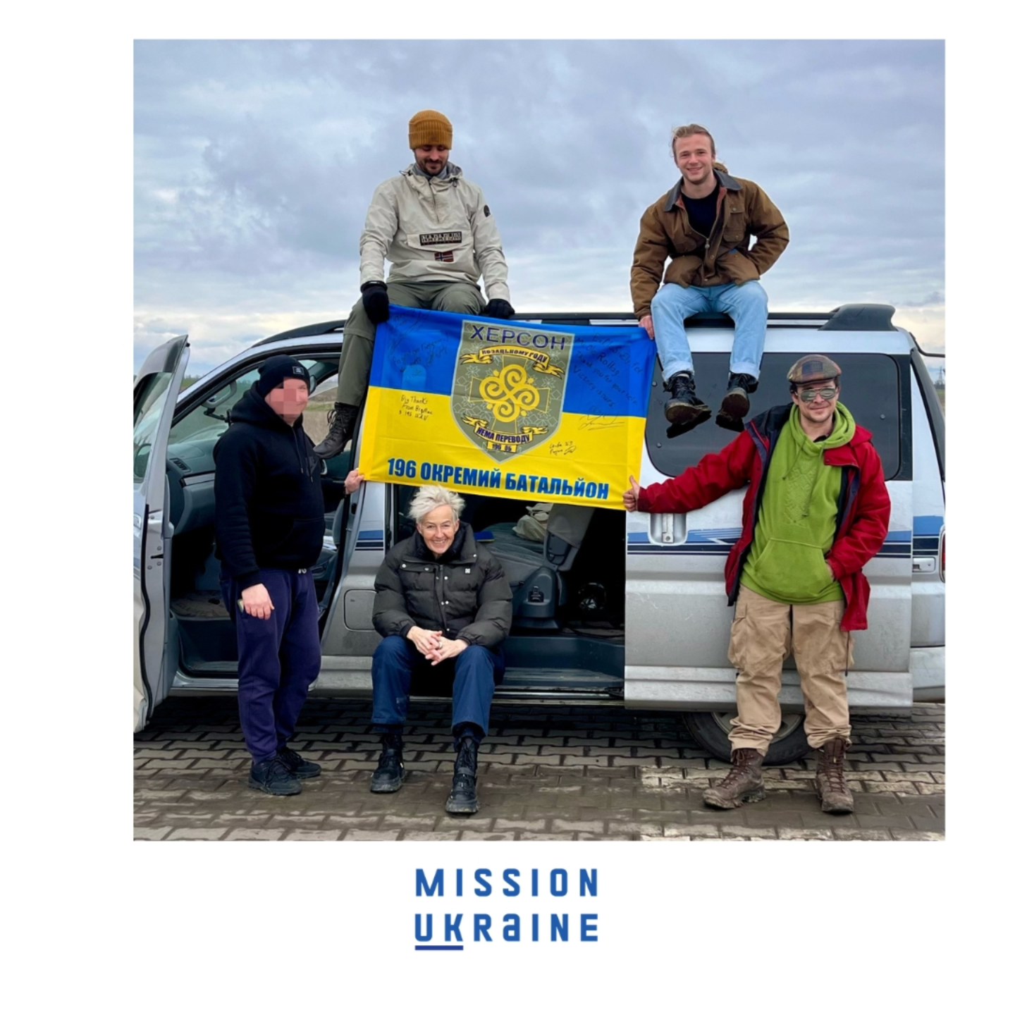 February was a very productive month for our wonderful volunteer Rose @rose_in_boots . She delivered and handed over all these vehicles to the military in the combat zone. Great job, Rose!!
We are also sincerely grateful to volunteers Emile @emile.gonder and Callum for delivering a van from the UK to the Kherson region!
Thank you to the sponsors of the vehicles:
1.Zachary for donating funds to purchase the van
- Ole Rolag and Murano company for paying for delivery
2. Stuart T. for financing the Mitsubishi Shogun
3.Ole Rolag and Murano company for financing the vehicle and it's conversion
4.David T. for financing the vehicle
Great work by everyone!
Mission Ukraine UK converts boats and 2nd hand 4x4s into basic ambulances to medevac casualties from the Ukranian frontline to stabilisation units, over otherwise impassable terrain for life-saving treatment.
🇺🇦🇺🇦🇺🇦🇺🇦🇺🇦🇺🇦🇺🇦🇺🇦🇺🇦🇺🇦🇺🇦
#dez #missionukraine #ukraine #standwithukraine #supportukraine #boatevac #heroes #evac #rib #helpukraine #helpukrainians #casevac #givefreedom #helpustohelpthem #medevac #helpus #missionukraine #slavaukraini #heroyamslava #україна #славаукраїні #героямслава #славаукраїнігероямслава