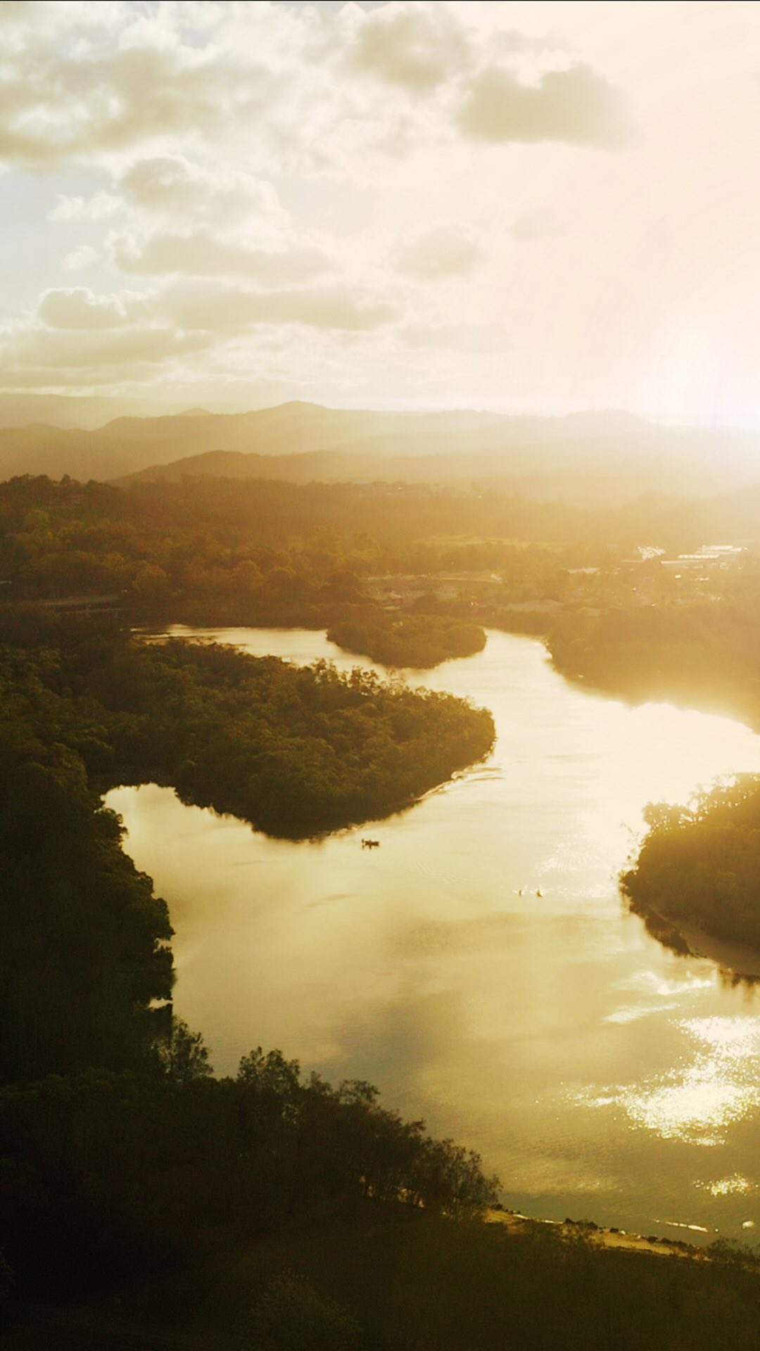 El agua recorre Paraguay, dando vida y futuro 💧 Cada arroyo, cada río, cada lluvia depende de nuestro cuidado.
💙 Protejamos el agua, cuidemos nuestro Paraguay.