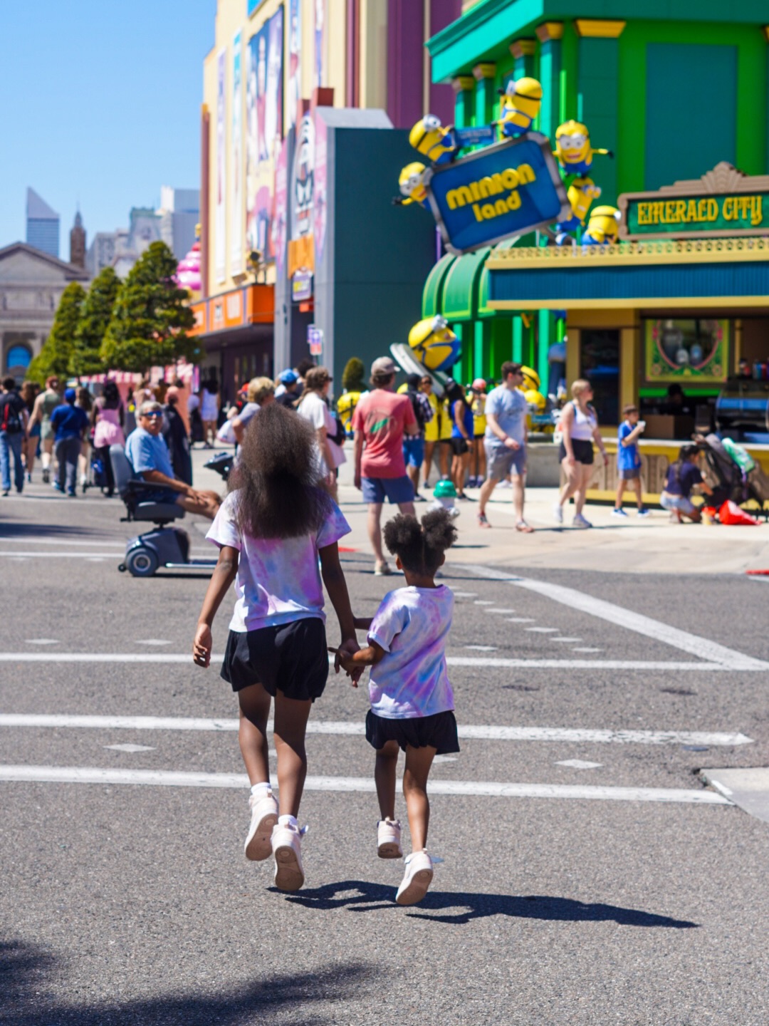 Safe to say this pass is going to get a lot of love from our family this year.
Big girls birthday gift was a @universalorlando Annual Pass and it already delivered in the best way.
We laughed, explored, and made some fun memories. No more once a year visits for these kiddos.
Universal Orlando | Orlando Family | Orlando Mom
#universalorlandoresort #universalorlando #visitorlando #orlandofamily #themeparkkids