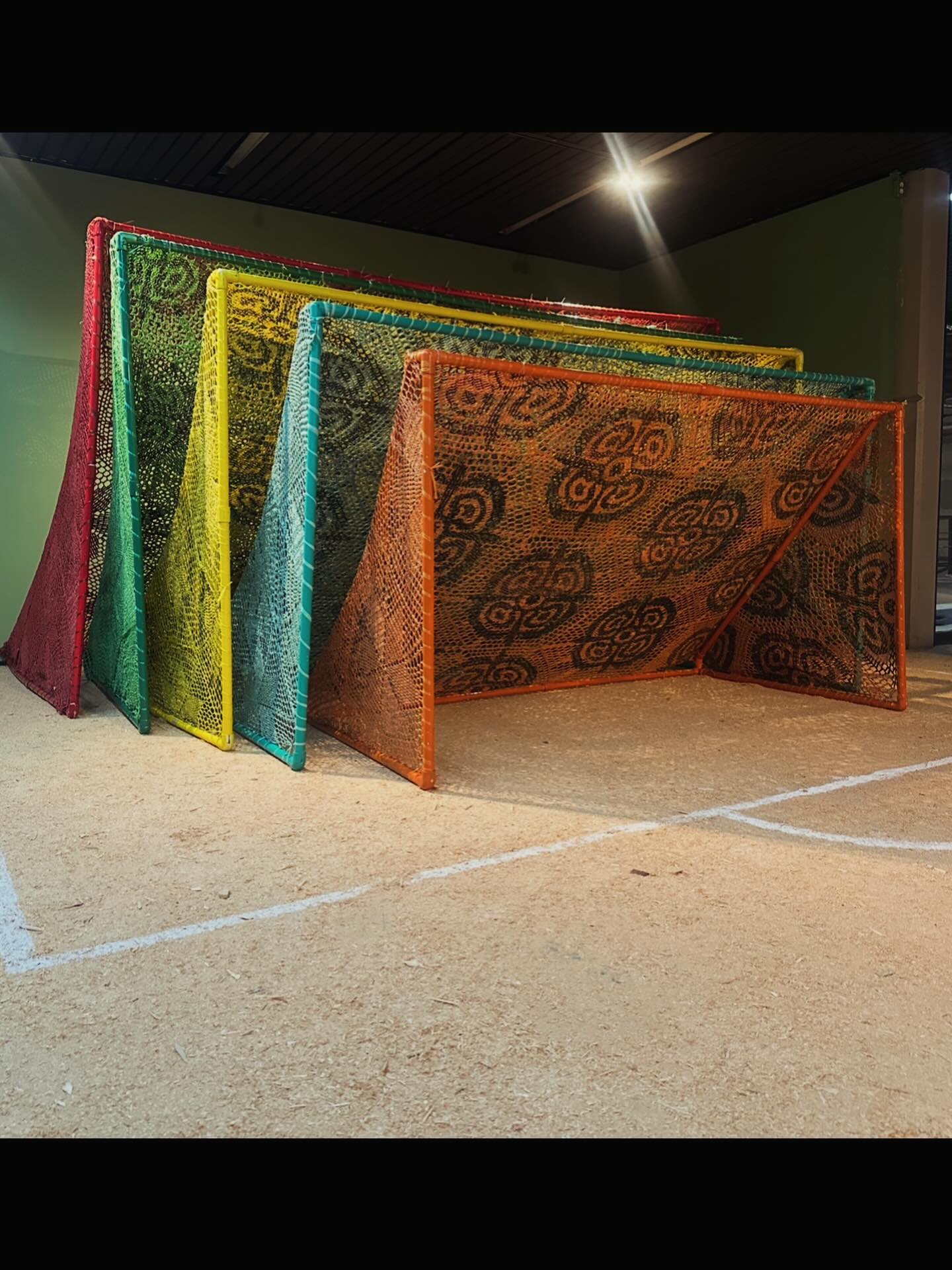 Con la camiseta puesta en el CECUT, Tijuana, primera parada de Tejiendo redes con Centro 32 y Thiago si abput Humanity , gracias !!!!