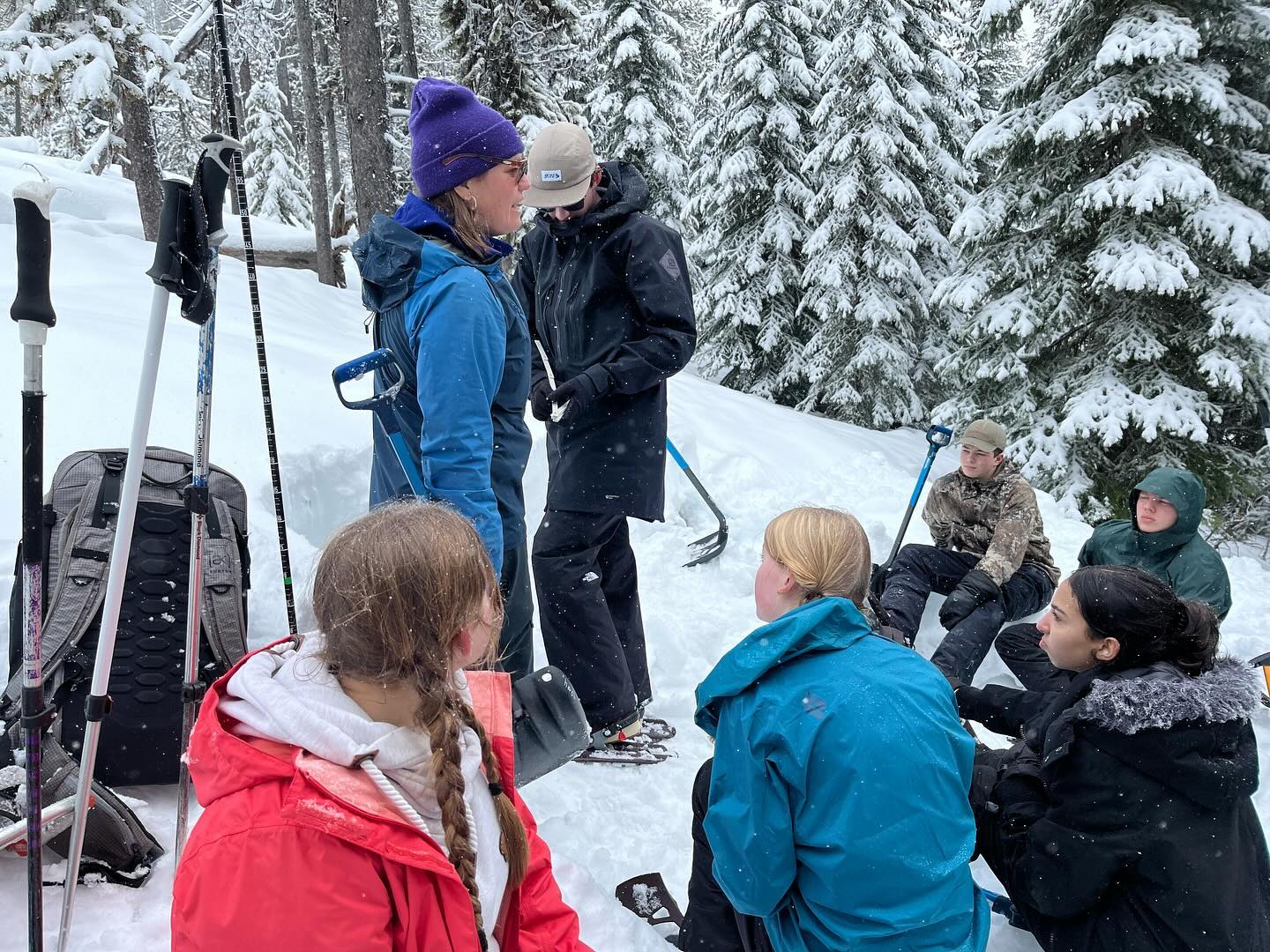 Fantastic weekend of Avalanche Training (AST 1) with @kootenaybackcountry_guides Instructor Tammy and the #yetioutdoorprogram. Student are on their way to understanding more about recreating in avalanche terrain.