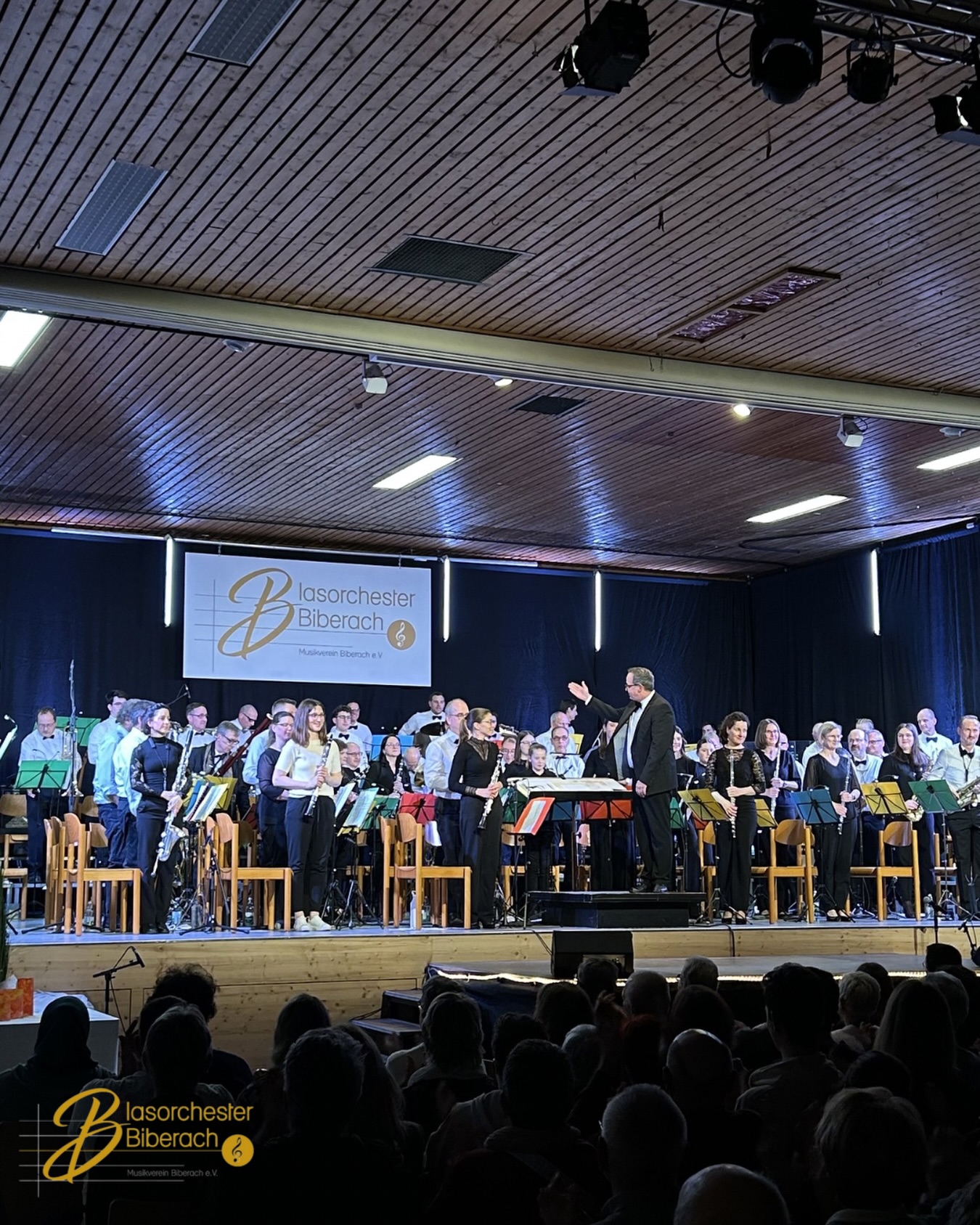 🎼 Frühjahrskonzert 2026🖼️✨🎨
Ein grandioser Konzertabend liegt hinter uns!🎶 Wir bedanken uns nochmal herzlich bei allen Besucherinnen und Besuchern👏🏻
Bleibt dran für weitere Einblicke vom Konzert🎥📷