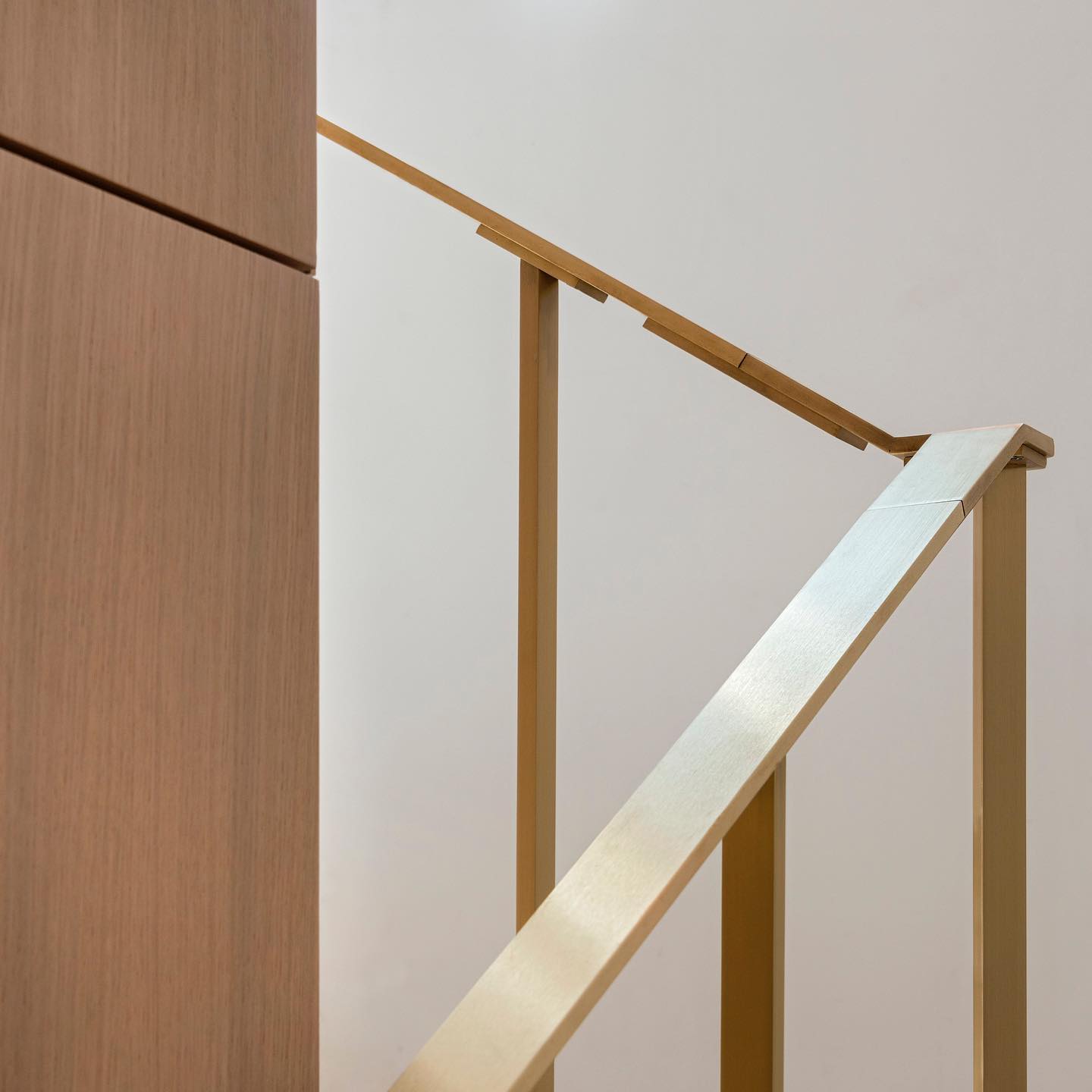 We're excited to share a couple of details from our recently completed development at 24 Portland Place. #marylebone #officedesign #detailing #brass #architecturephotography