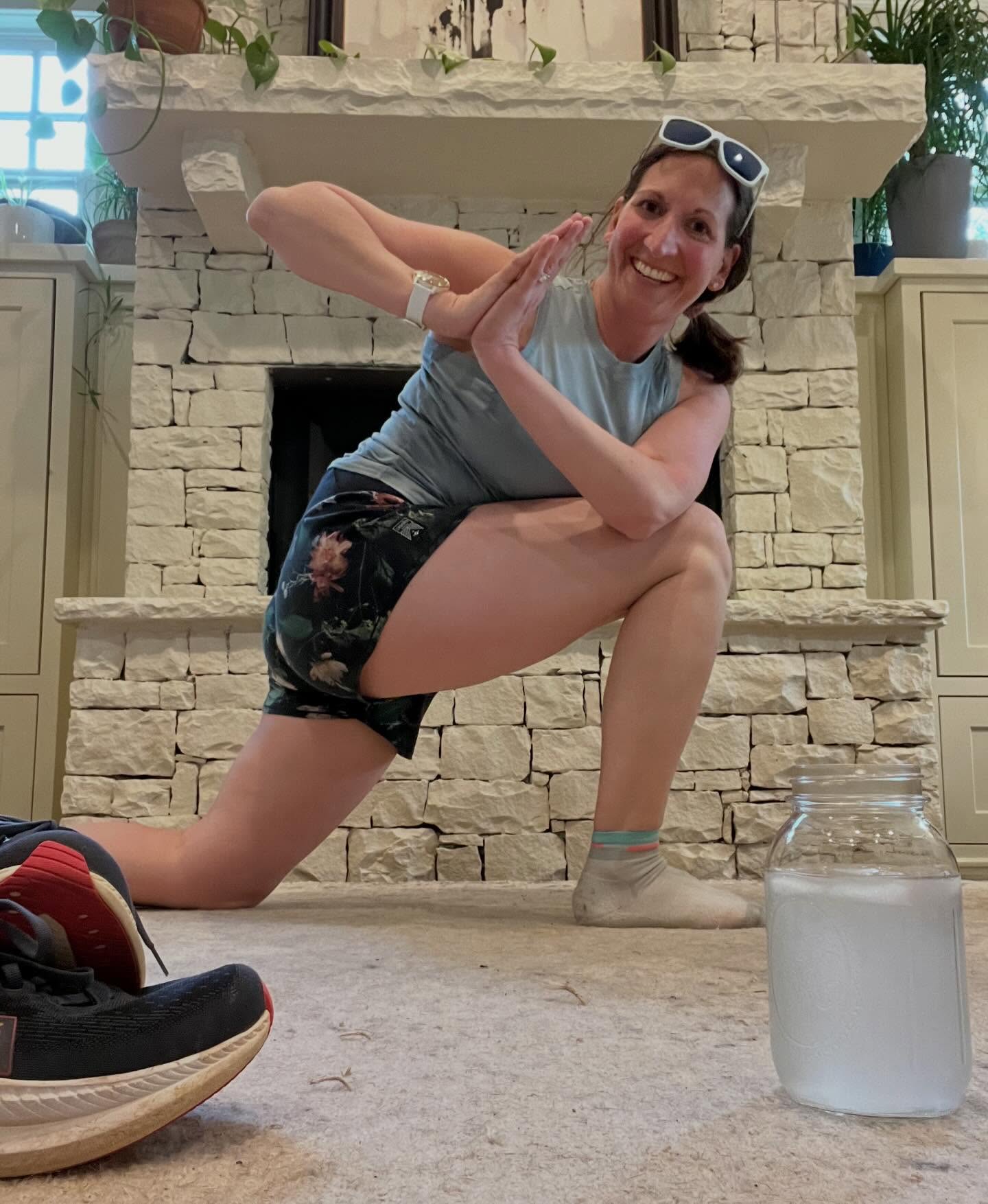 A little post run stretch on this beautiful day! Gotta get that thoracic spine mobility ❤️👟
This week’s going to be a good one… still loving what I
get to do!
1. Already found three new cases for our Interdisciplinary Case Miles podcast! @sportsdietitiankelsey and Dr.Sara Raiser
2. I got to see some fun patients today
3. Did some mentoring in clinic and finished while running on the trails! @perrinclavijo
4. Met with one of my consulting clients that’s doing really well.
5. Tomorrow is another day of collaboration with the @atlantatrackclubelite MAPP / medical and performance team!!
6. The new RunSource app has been approved and it will be available to download later this week… I’m sure to be posting about this because the new version is amazing and it’s taking me over a year to get here!!!
7. Finishing up a new article for @outside_run
It’s only Tuesday!!!
#RunningPT #RunningMedicine #RunATL #Running #lovemyjob