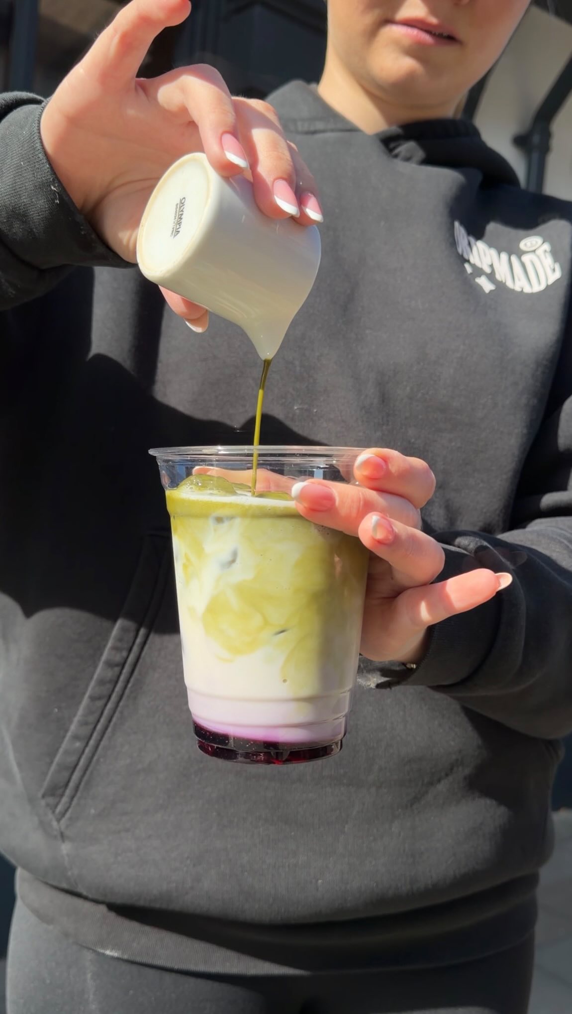 We’re obsessed with our new blueberry & strawberry matcha!! 🍵😌
If you love matcha, you’ll definitely fall in love with this one!
Time to take your girlies on a matcha date 🌸
#chillibhitchin #matchainhitchin #hertfordshireeats #chillibs #brunchinhitchin