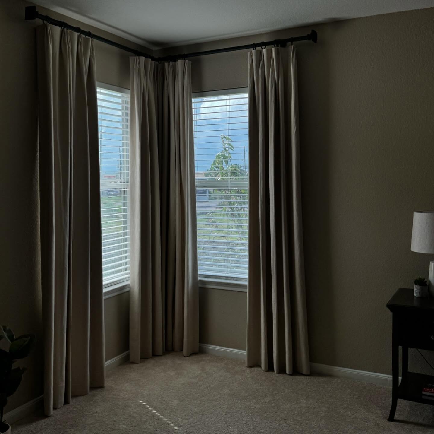 Euro Pleats: Timeless elegance for your windows.
Now scheduling appointments