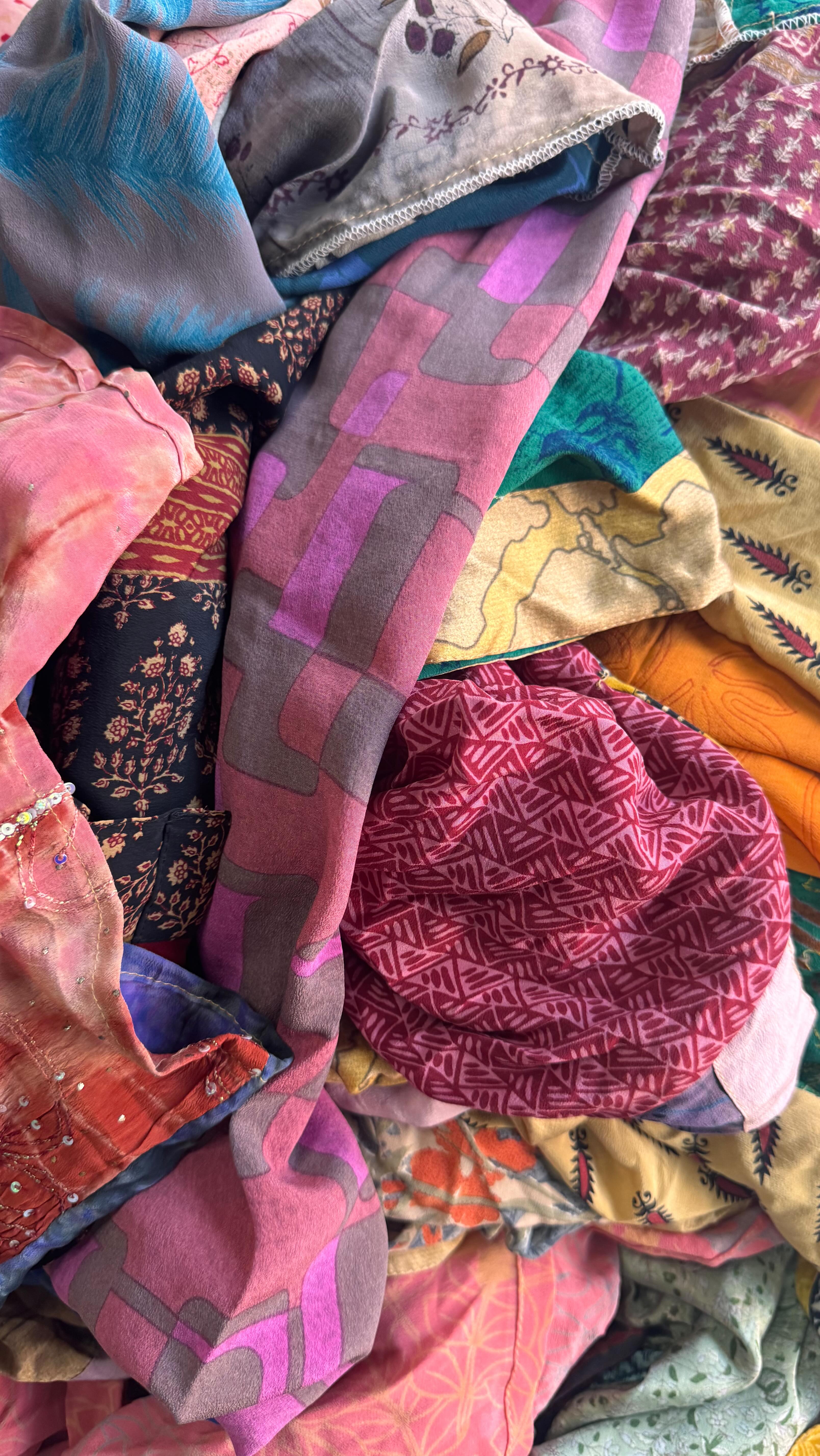 So excited!…. My artisans worked very hard whilst I was in India and I’ve bought back something very special!
What do you think is coming?! 😍