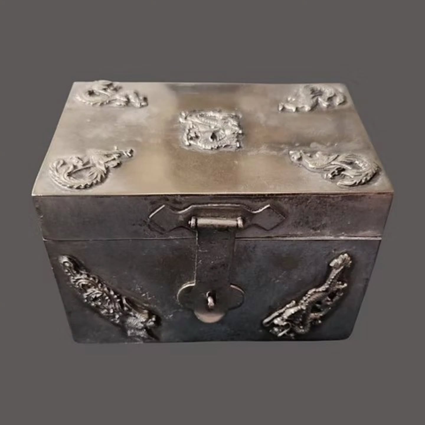 Vintage Chinese Style Silvered Metal Dragon Trinket Box | https://share.google/MsAa3Pqsbopul4JNO #stufftoyouandme
