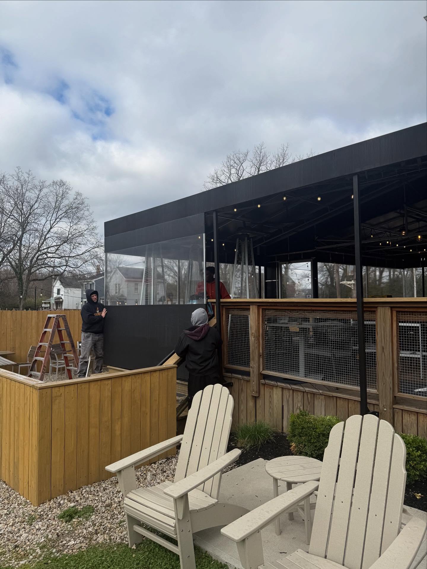 One of the best feelings of the entire YEAR ➡️ our patio is fully open and we are ready for a new season 🌼⚾️☀️
Just in time for trivia tonight and opening day this week!
#cincybars #cincinnati