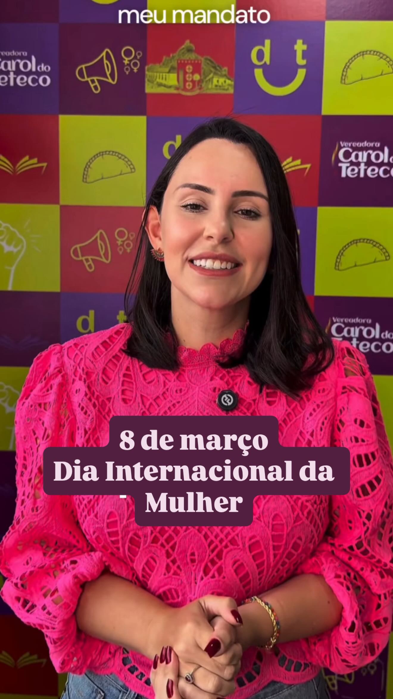 Hoje eu quero falar com você, mulher de Contagem, que faz o impossível acontecer todos os dias.
✨A gente sabe como a nossa rotina é pesada. É jornada dupla, tripla, é cuidar da casa, do trabalho, da família... e, no meio de tudo isso, a gente acaba se deixando em último lugar.
Foi olhando exatamente para essa nossa realidade invisível que eu assumi a missão de ser a 1ª Procuradora da Mulher da história da nossa cidade. E foi por isso que lutei tanto para aprovar a Lei da Autoestima e Autocuidado.
Porque cuidar de você, da sua saúde mental e de quem você é, não é vaidade. É o combustível que te dá força para continuar de cabeça erguida e não aceitar menos do que você merece.
💜 Hoje é o nosso dia de celebrar a nossa força. Mas o meu trabalho para garantir que você tenha voz, proteção e oportunidades reais em Contagem, acontece o ano inteiro.
👇 Marca aqui nos comentários aquela mulher incrível de Contagem que você admira e que precisa lembrar da própria força hoje!
##CarolDoTeteco #DiaDaMulher #ContagemMG #ProcuradoriaDaMulher