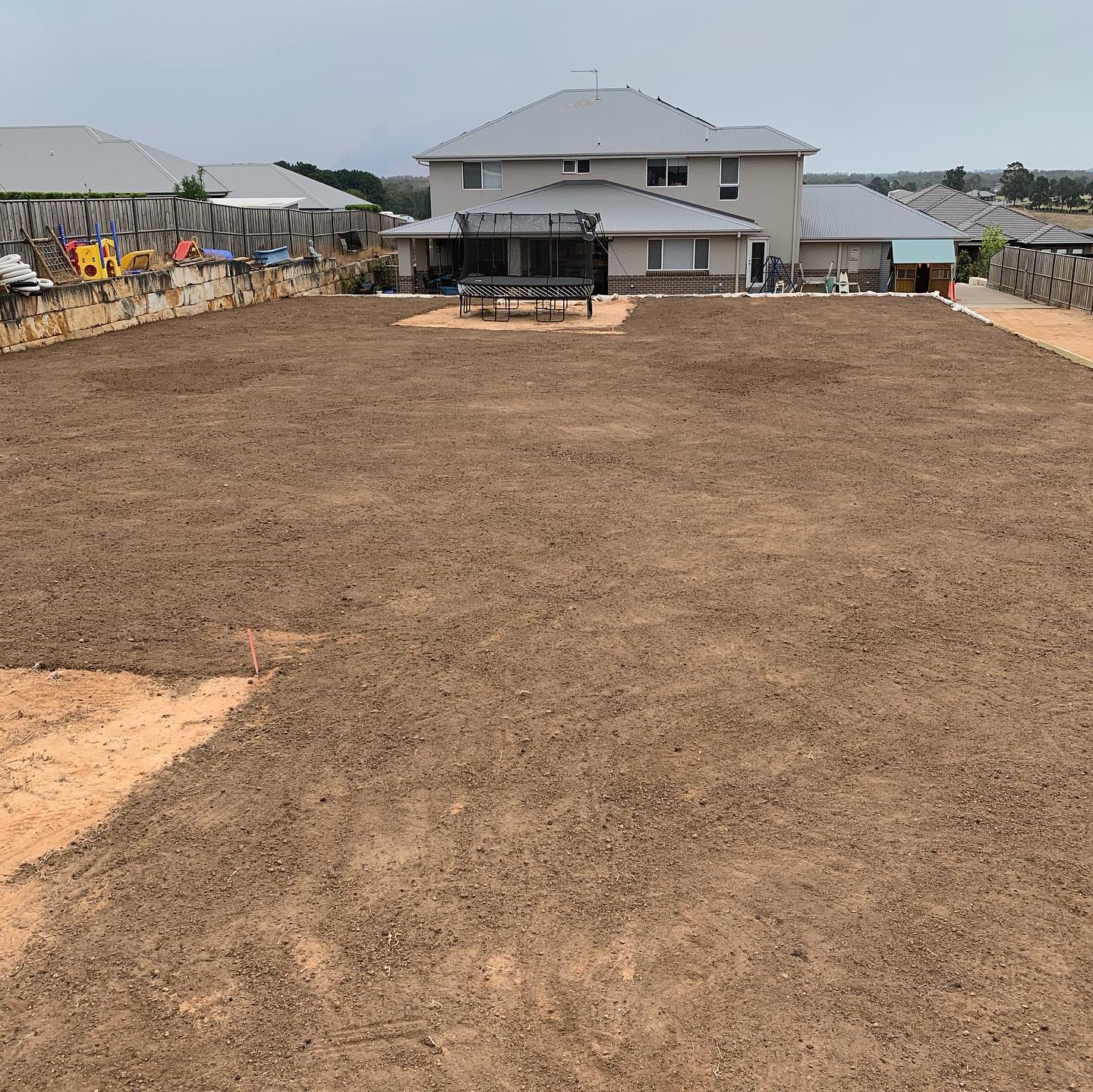 ✅ Before & After ✅ @ Pitt Town • 900sqm of Kikuyu Turf • 50T Organic Turf Underlay All supplied, levelled and installed by @awesometurf #awesometurf Very happy customers!! #newturf #kikuyuturf #kikuyu #beforeandafter #turflife #turfjobs #lawnporn #kikuyulawn #turfgrass #turfing #turfgame #turffarm