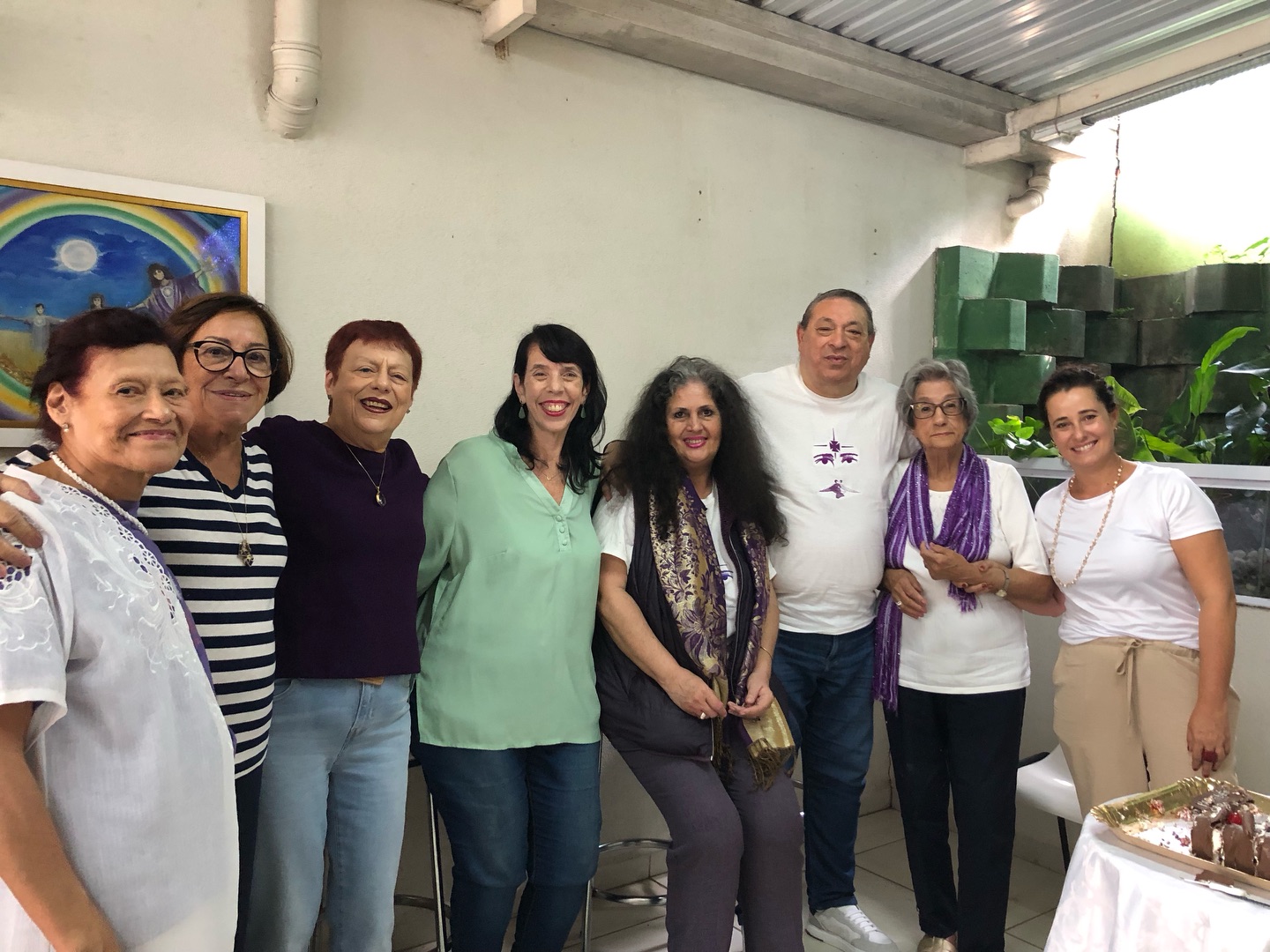 Hoje na celebração do Ano novo Astrológico e de Saint Germain na @paxportal , foi também a comemoração da Sra Carol e suas 99 primaveras, com as melhores companhias de @jane.mribeiro , Marina e a querida @sloanelacerda , um dia muito especial!
#paxuniversal #anonovoastrologico #equinocio