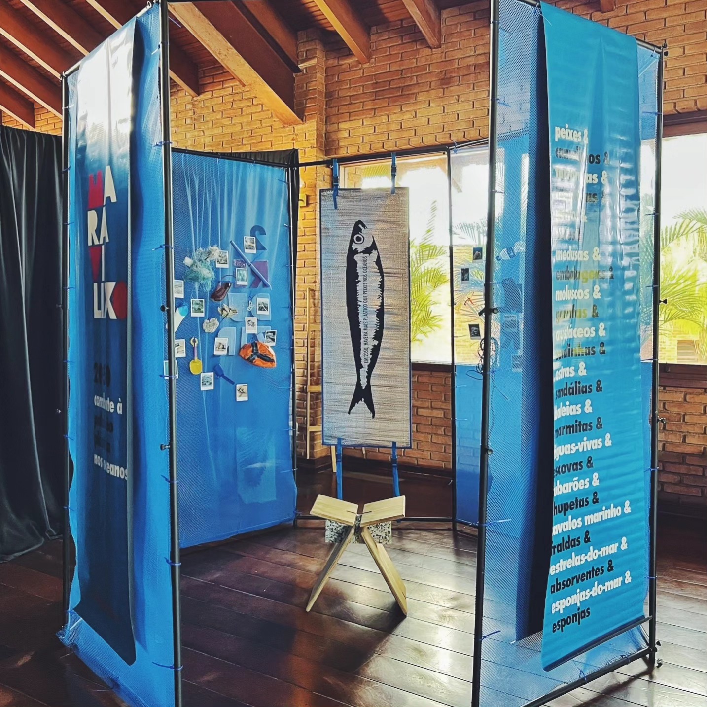 Na semana passada, tivemos a oportunidade de participar do I Fórum de Combate ao Lixo no Mar na cidade do Guarujá, promovido pela @semamguaruja !
O evento foi realizado no Iate Clube de Santos (@ics_oficial) na sede do Guarujá e pudemos apresentar um pouco do nosso trabalho e nos conectar com alguns projetos incríveis que atuam no município, como @projetosurfraizes, @sosriodopeixe, @surfspecial_ , @ilhadosarvoredosoficial, @institutomeuoceano, @institutogremar, entre outros.
O evento contou com a participação do poder público, organizações do terceiro setor, empresas e membros da sociedade civil, engajados em debater o cenário alarmante e urgente da preservação dos oceanos.
Agradecemos imensamente pelo convite!