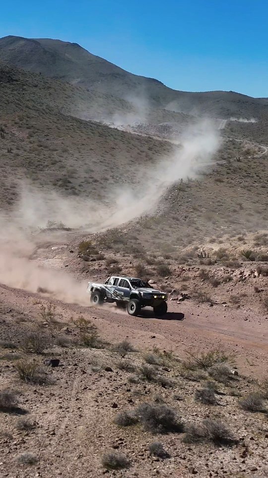 Out making dust!
#cliniclracing #offroad #racing #mint400