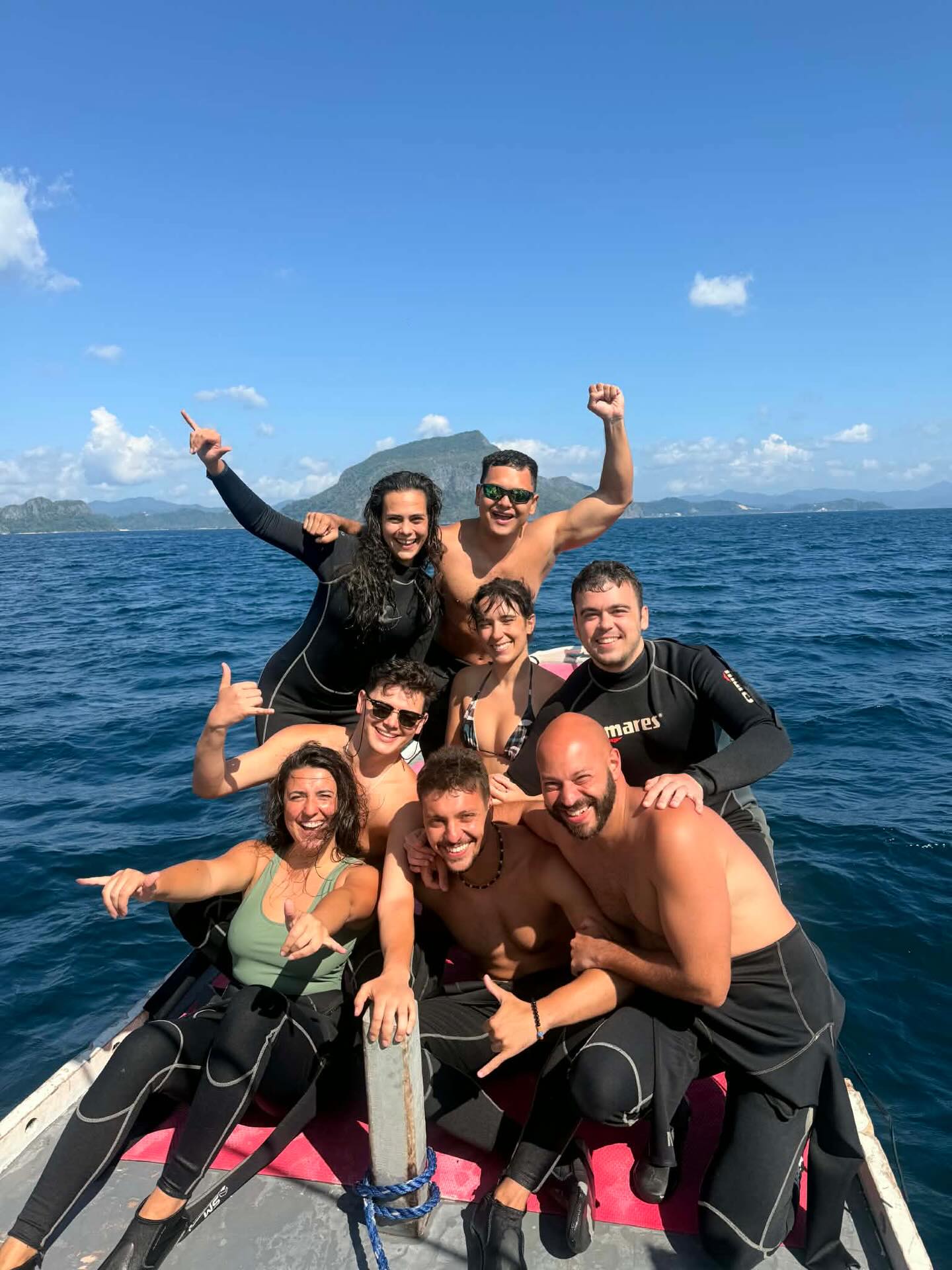 Hot days - keep calm - go diving #tabankadivers #elnidopalawan #padi