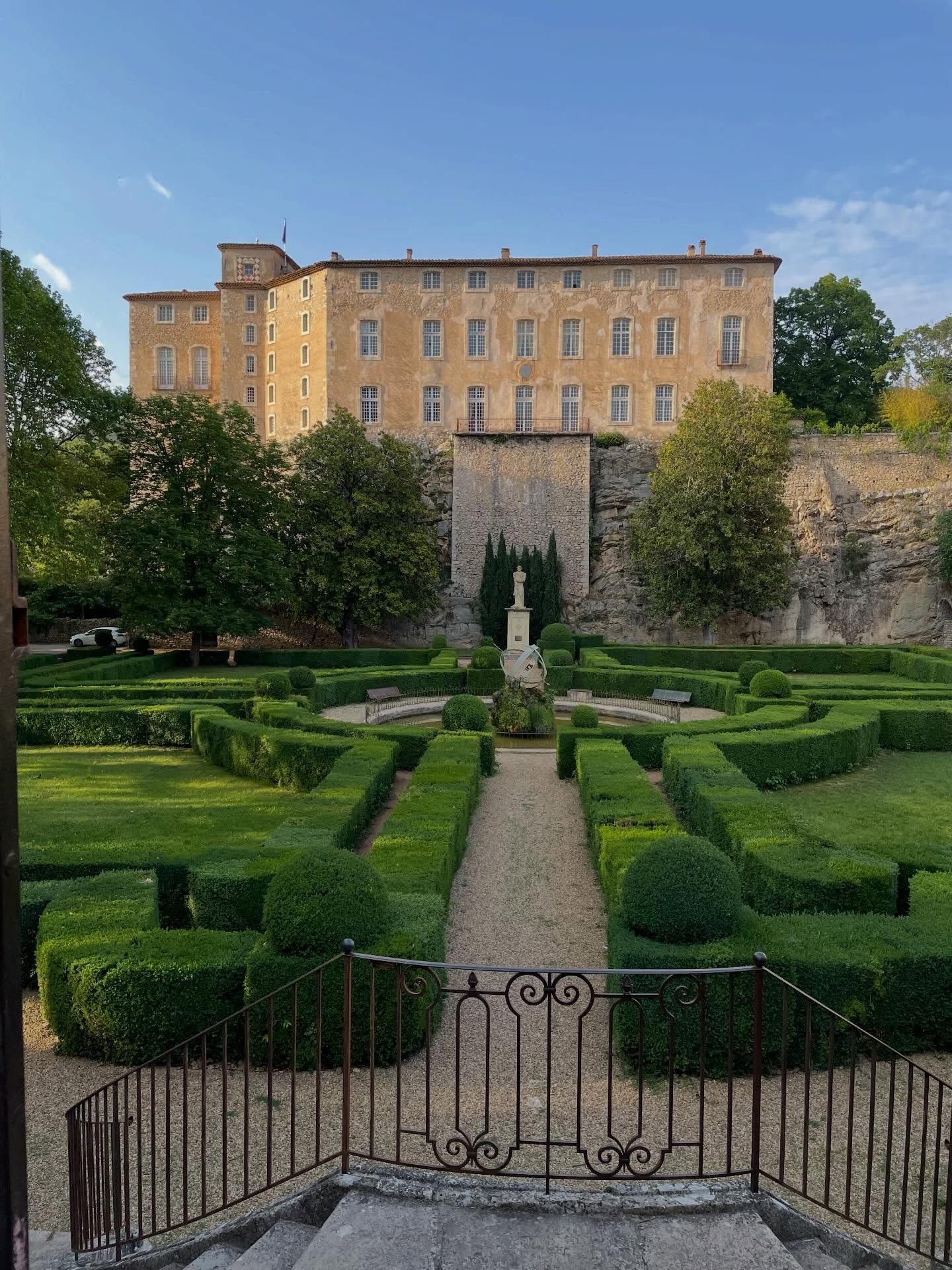 Our beautiful village of #entrecasteaux here @sous_lolivier_dentrecasteaux .We are a 2 min walk to the chateau. Sit at one of the 2 cafes over looking the chateau , have a coffee and croissant while soaking in this peaceful little village .
