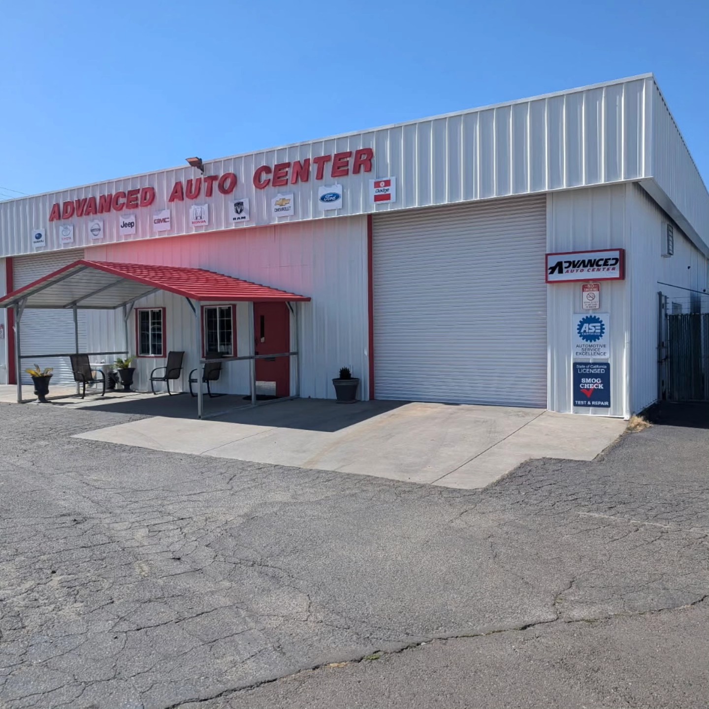 Big thank you to Advanced Auto Center in Oakhurst, CA, for choosing us to paint your store! It was a pleasure working with you!
.
.
.
.
#fresno #oakhurst #clovis #basslake #madera #friant #coarsegold #maderacounty #fresnocounty #paintingcontractors #familyownedbusiness #homepaintingservices #residentialpaintingservices #commercialpaintingservices #centralvalleyca #centralvalleybusiness #supportsmallbusiness #centralvalleypainting #centralvalleyhomes #mainstreetpaintingcompanyfresno
#mainstreetpaintingcompanyoakhurst