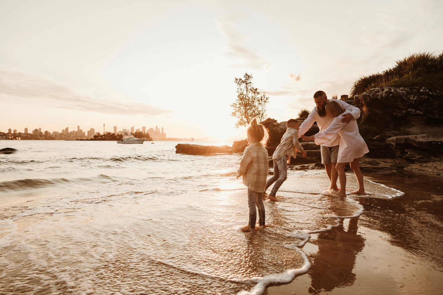 Exploring the beach in cooler months means fewer people and warmer sunsests š
#sydneyfamilyphotographer
#sydneynewbornphotographer #sydneymaternityphotographer
www.jessannephotography.com.au