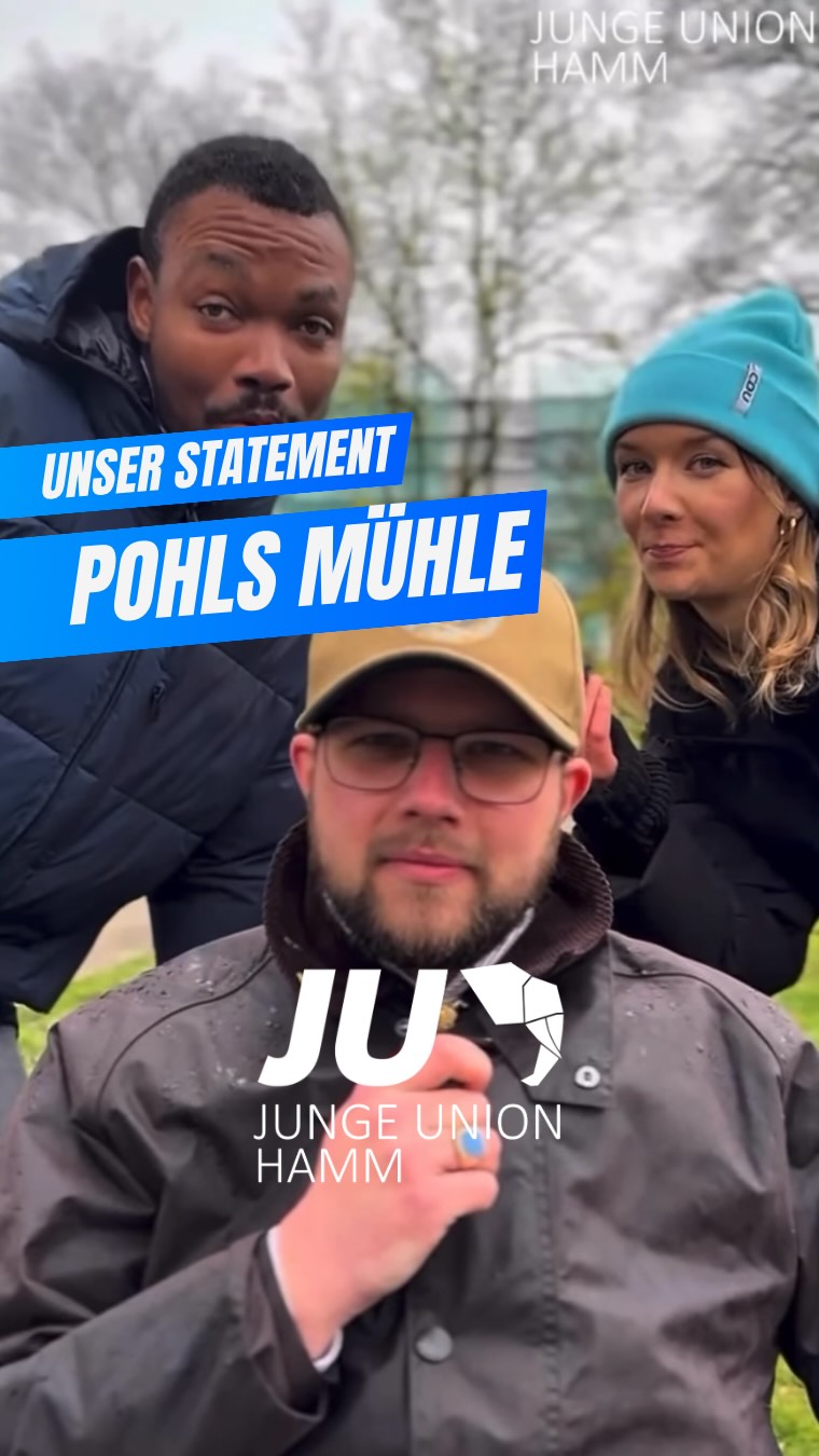 Sicherheit im Straßenverkehr darf kein Kompromiss sein.
Der Antrag der CDU Hamm hat ein klares Problem benannt: Ein Radweg, der mitten durch Außengastronomie führt, sorgt für Unsicherheit statt Klarheit.
Leider wurde dieser sinnvolle Vorschlag abgelehnt. Doch genau deshalb wollen wir als Junge Union Hamm weiterhin auf diese Problematik aufmerksam machen.
Eine Verlagerung des Radverkehrs auf die Straße würde Konflikte vermeiden, die Übersicht verbessern und die Sicherheit für alle erhöhen. 🚲