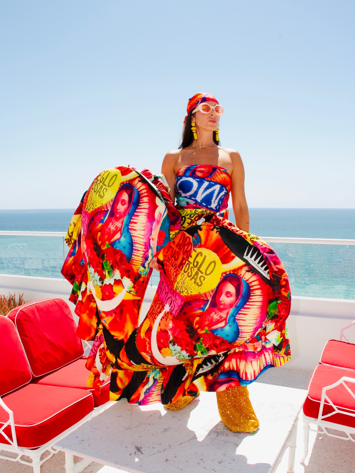 Fashionably Guadalupana ❤️
#lavirgencita #heartofcommunity #fashion