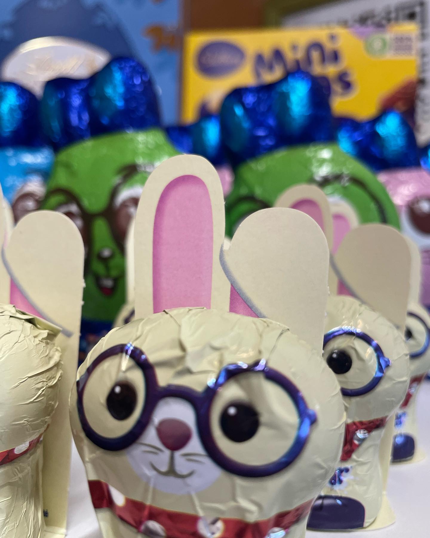 Don’t forget to pick up your chocolate Easter surprize from the office 🐣 🍫🍬🧁 #hazelwood #easter #student #studentaccommodation