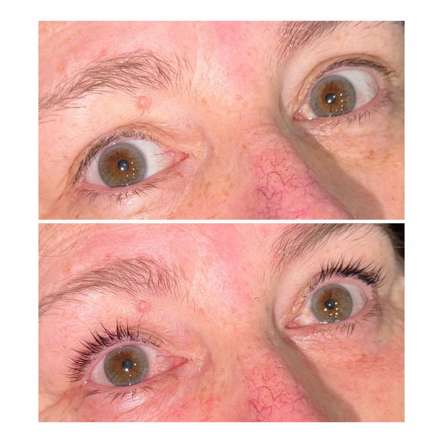 Soft, lifted, and effortlessly defined ✨
This stunning Korean lash lift & tint by our senior beautician Jemma enhances your natural lashes without the need for extensions or daily mascara 💫
Why everyone’s loving the Korean lash lift:• Creates a softer, more natural-looking curl• Lifts lashes from the root for a brighter, more open eye• Nourishing formulas help maintain lash health• Long-lasting results (6–8 weeks)• Perfect for low-maintenance beauty routines
Wake up ready, every day 🤍